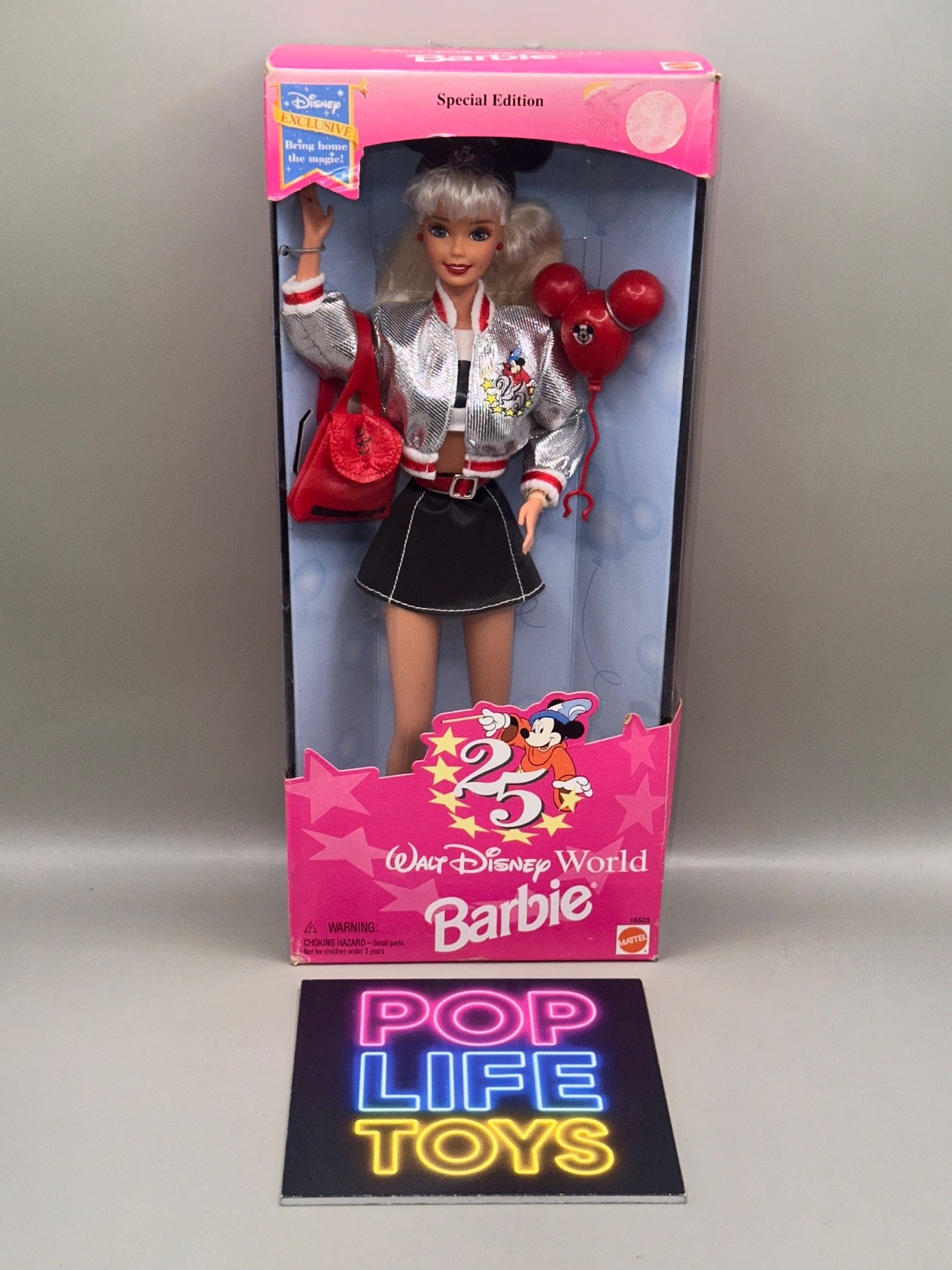 Vintage 1996 Mattel “Walt Disney World 25 Barbie” #16525 *NRFB*
