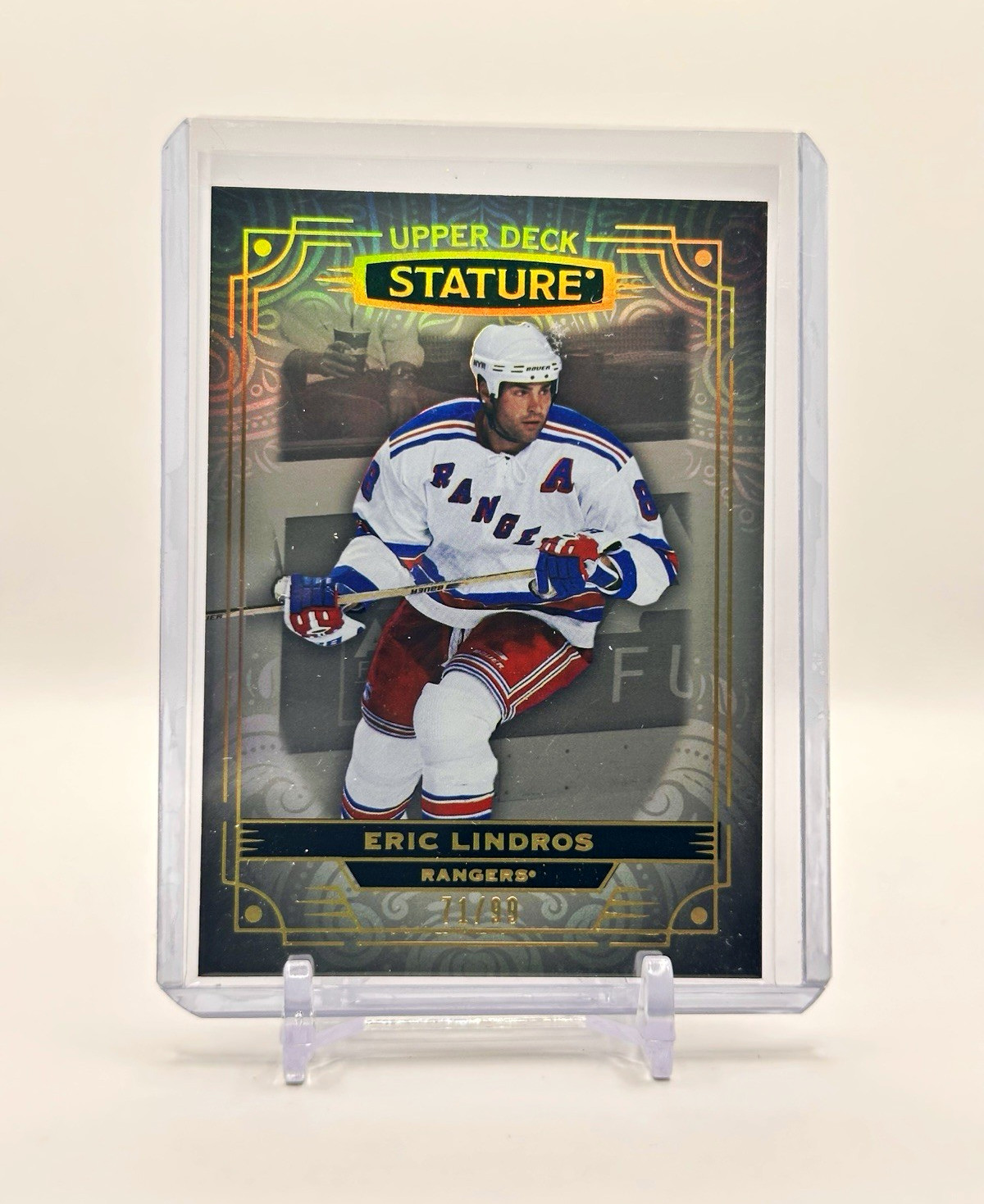 Upper Deck 2022-23 Stature Eric Lindros The Alumni Photo Variant /99 #12 Upper Deck 2022-23 Stature Eric Lindros The Alumni Photo Variant /99 #12