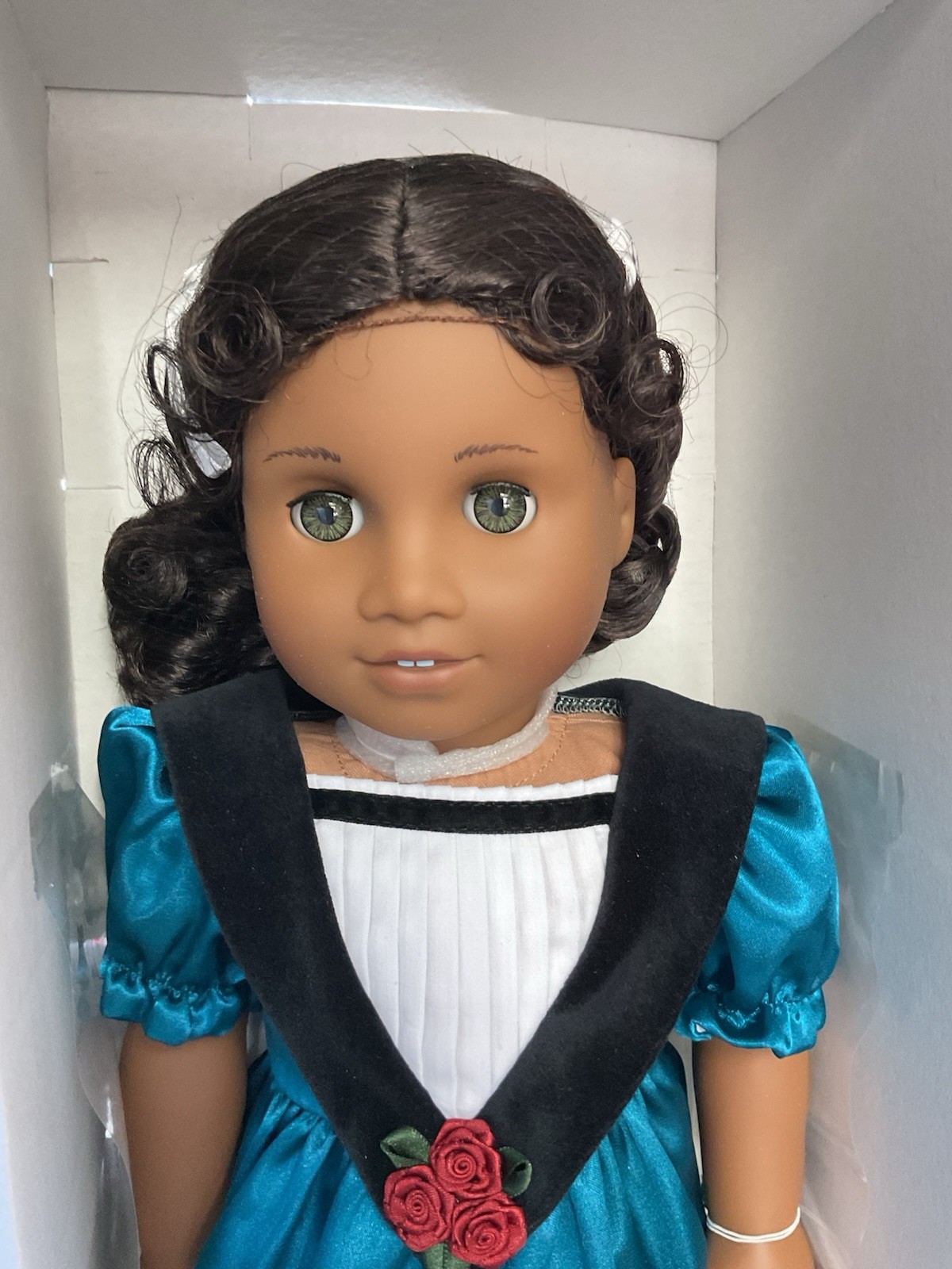 American Girl CECILE Doll With Box and Book ~ NIB ~ (GAR) American Girl CECILE Doll With Box and Book ~ NIB ~ (GAR)