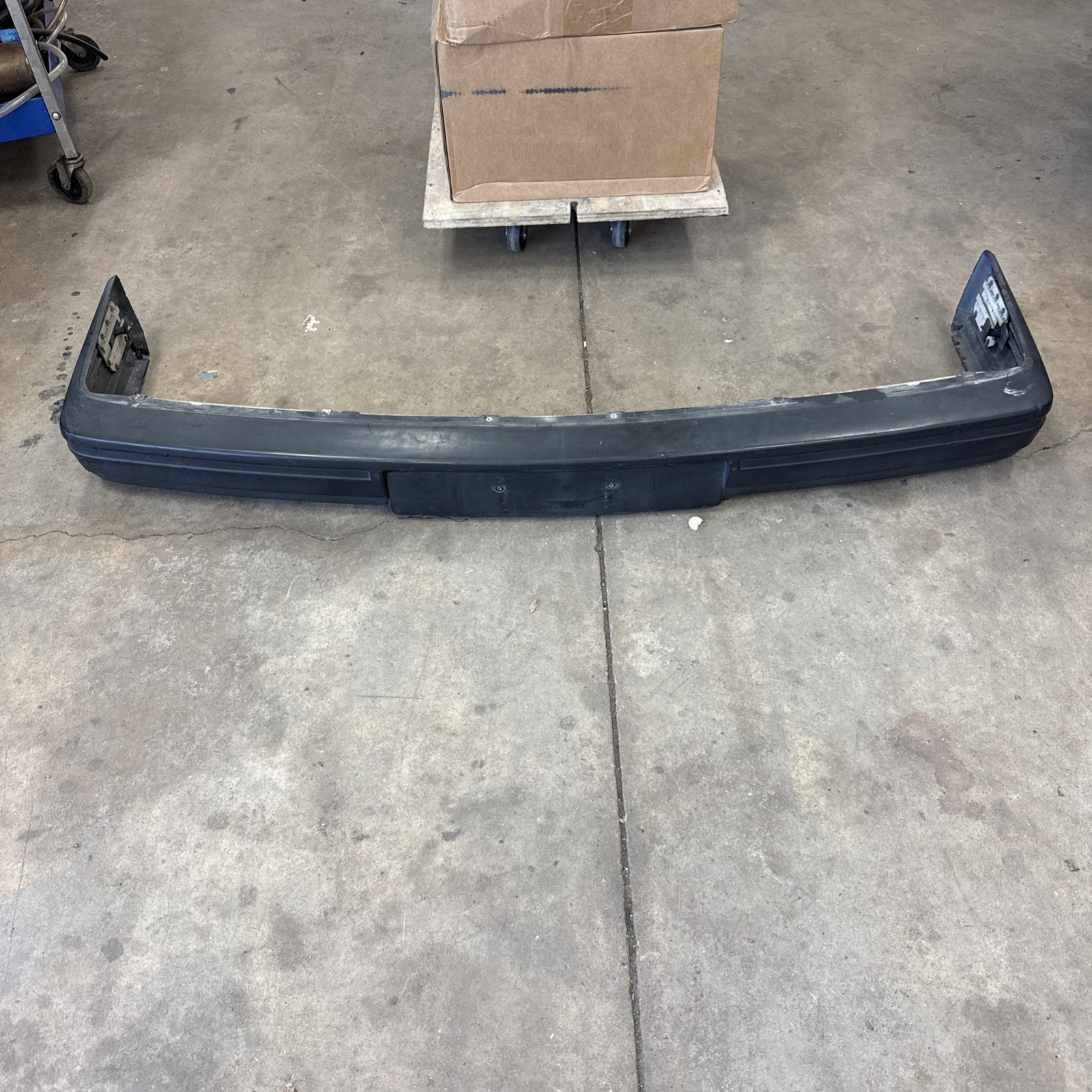 1986-1993 Volvo 240 244 245 Front Bumper Assembly OEM #4976E