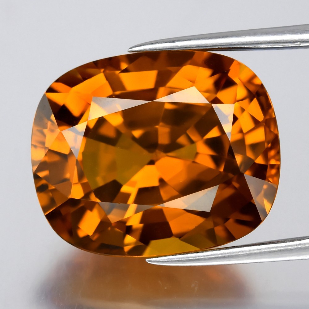💎 12.01ct IF Cushion Natural Yellow Sapphire - Collector’s Quality, Thailand