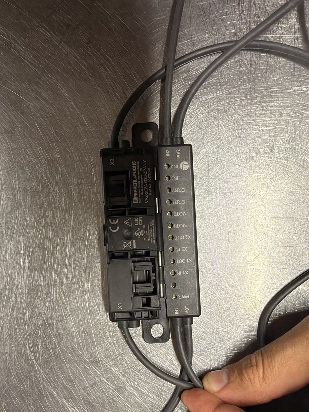 Pepperl+Fuchs VAZ-2E2A-G20-ZPA1-Y AS-Interface Module 70175590 (Read Desc)