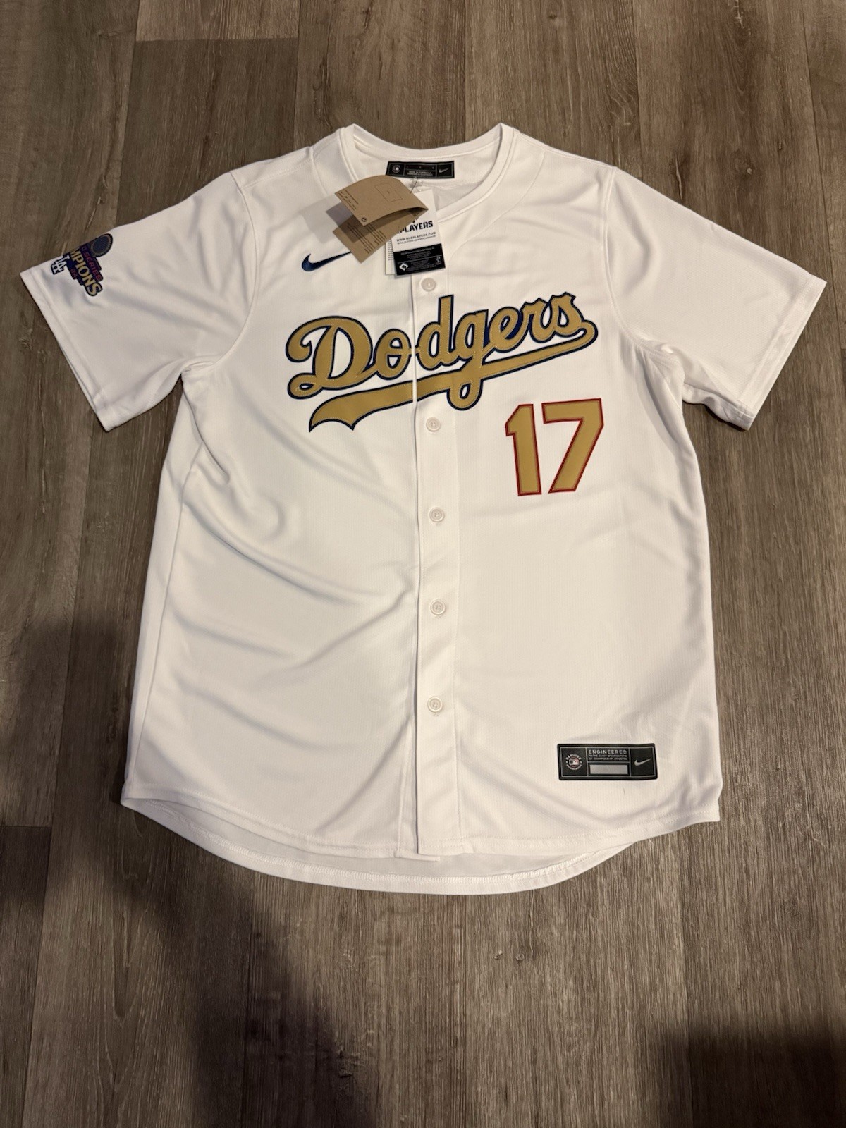 Nike Los Angeles Dodgers WS Champs Shohei Ohtani  24 Gold Jersey Size Large NWT
