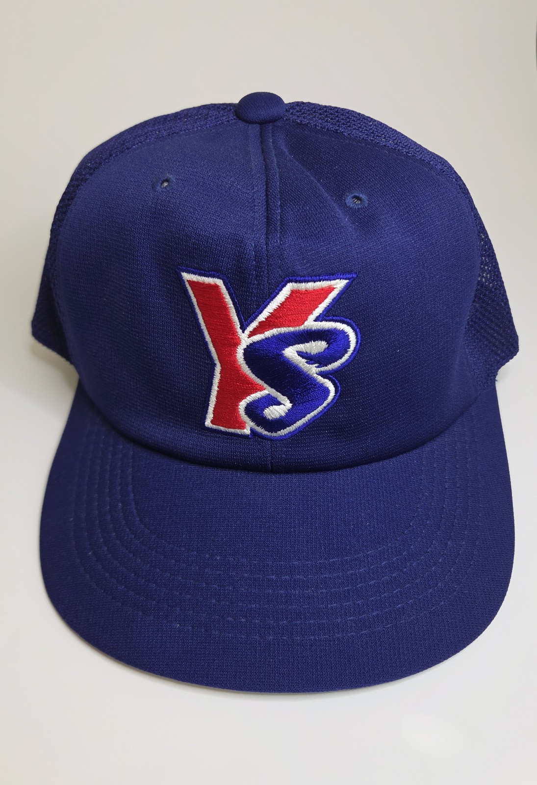 Yakult Swallows Official Baseball Cap 1990s Rare Blue-Red Logo Never Worn