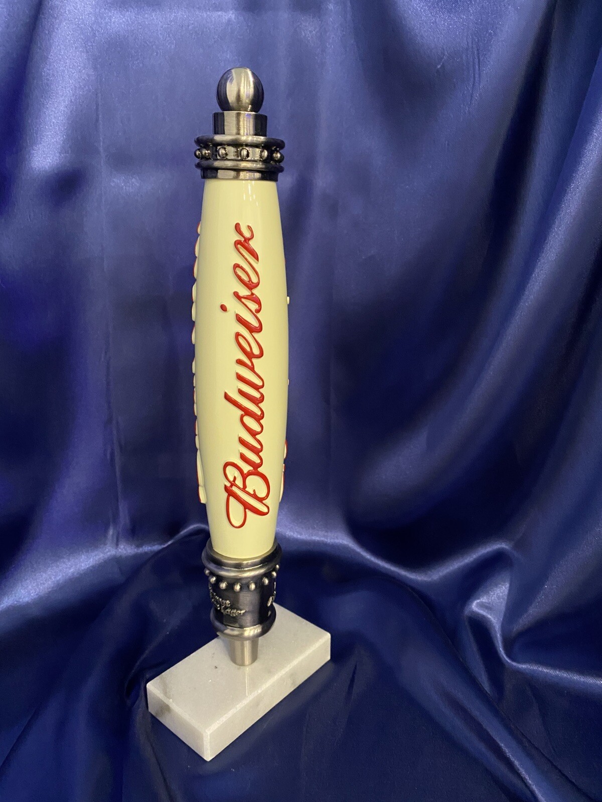 BUDWEISER Lg Signature Vintage Style Antique White Beer tap Handle *NEW* BUDWEISER Lg Signature Vintage Style Antique White Beer tap Handle *NEW*
