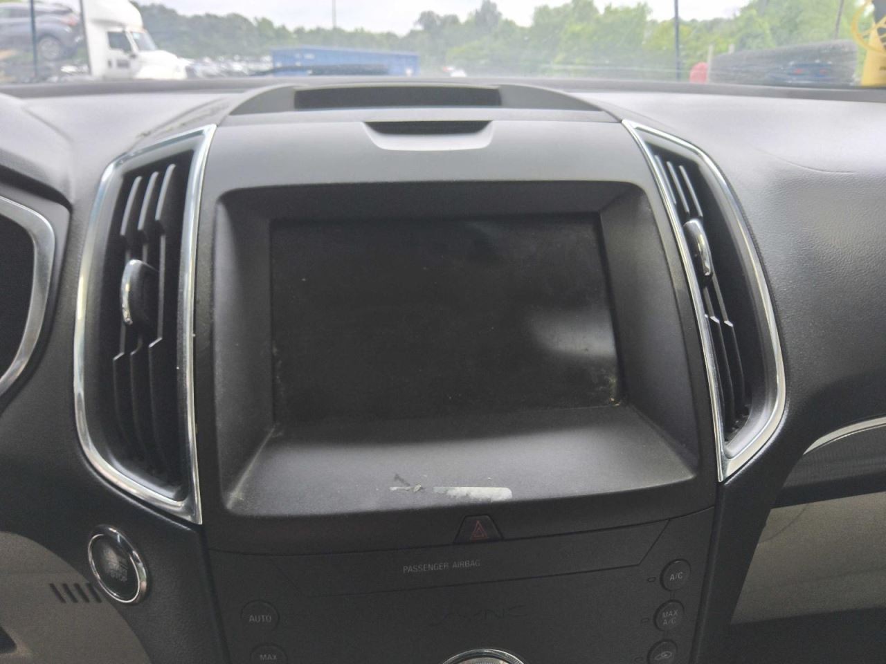 Info-GPS-TV Screen Front Center Dash Mounted 8.0\