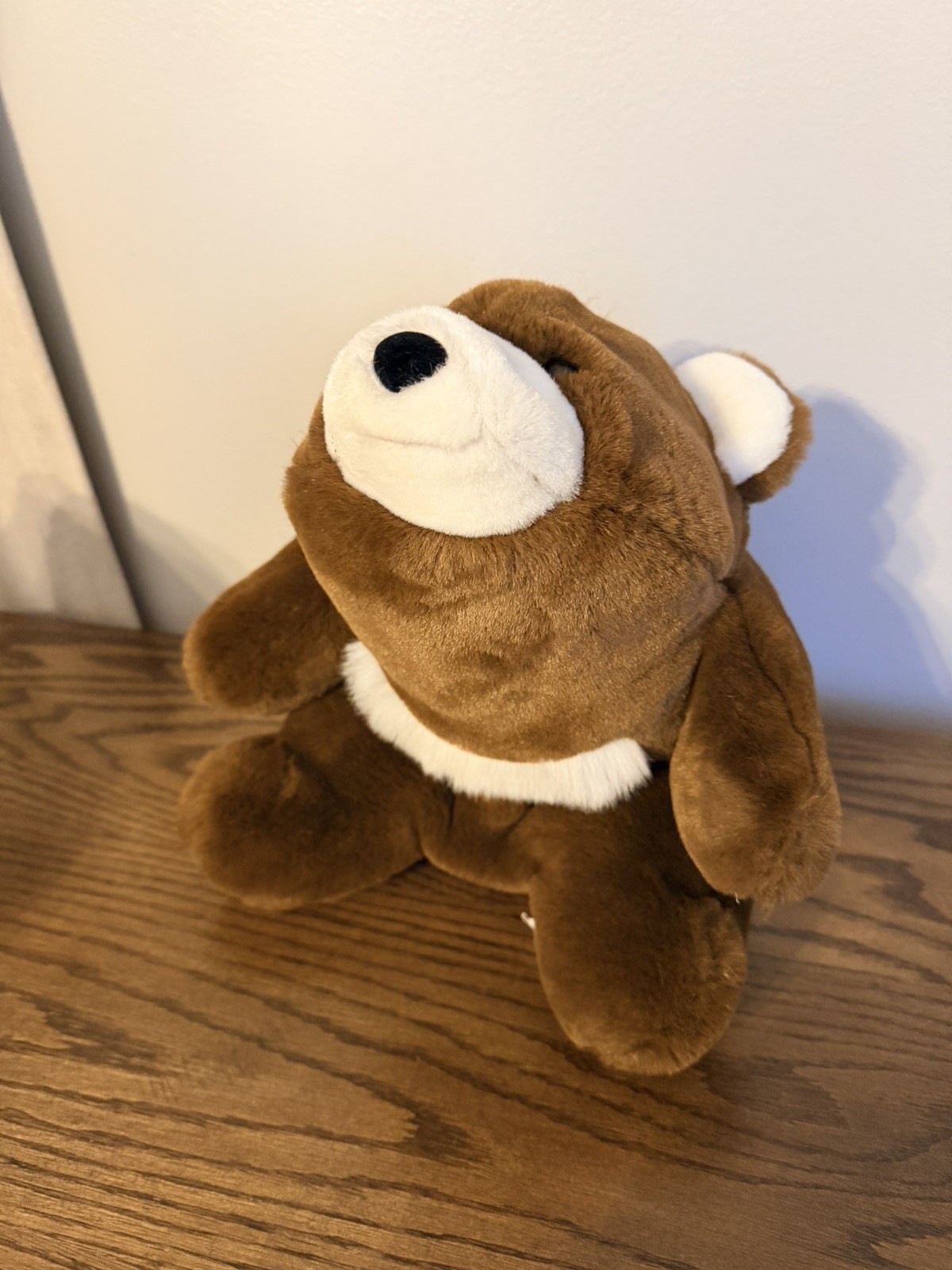 VINTAGE GUND - CHCOLATE BROWN SNUFFLES BEAR - 1981 9” Plush Bear VINTAGE GUND - CHCOLATE BROWN SNUFFLES BEAR - 1981 9” Plush Bear