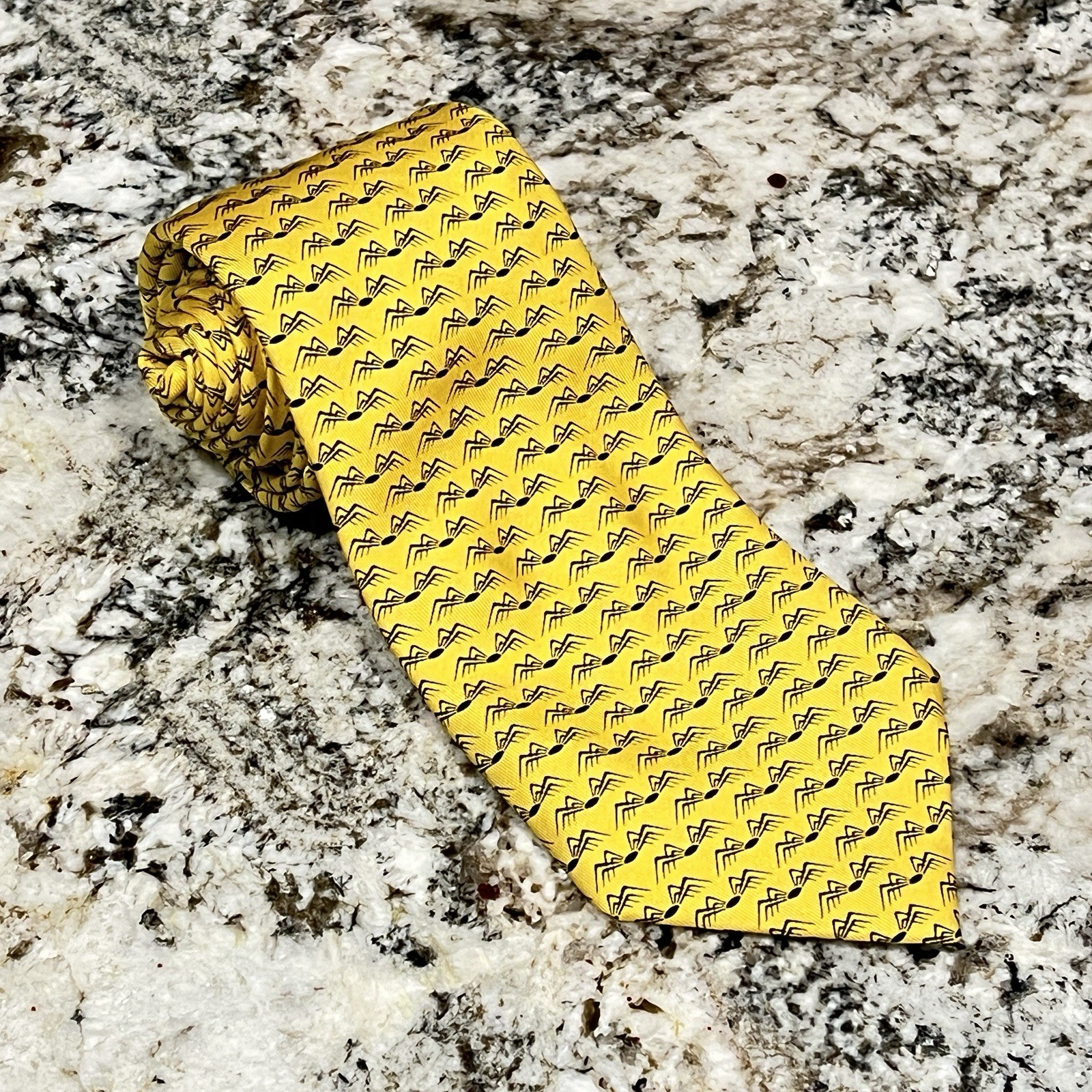 SPDR Gold Shares GLD Silk Neck Tie Vineyard Vines Custom Made In USA Finance SPDR Gold Shares GLD Silk Neck Tie Vineyard Vines Custom Made In USA Finance