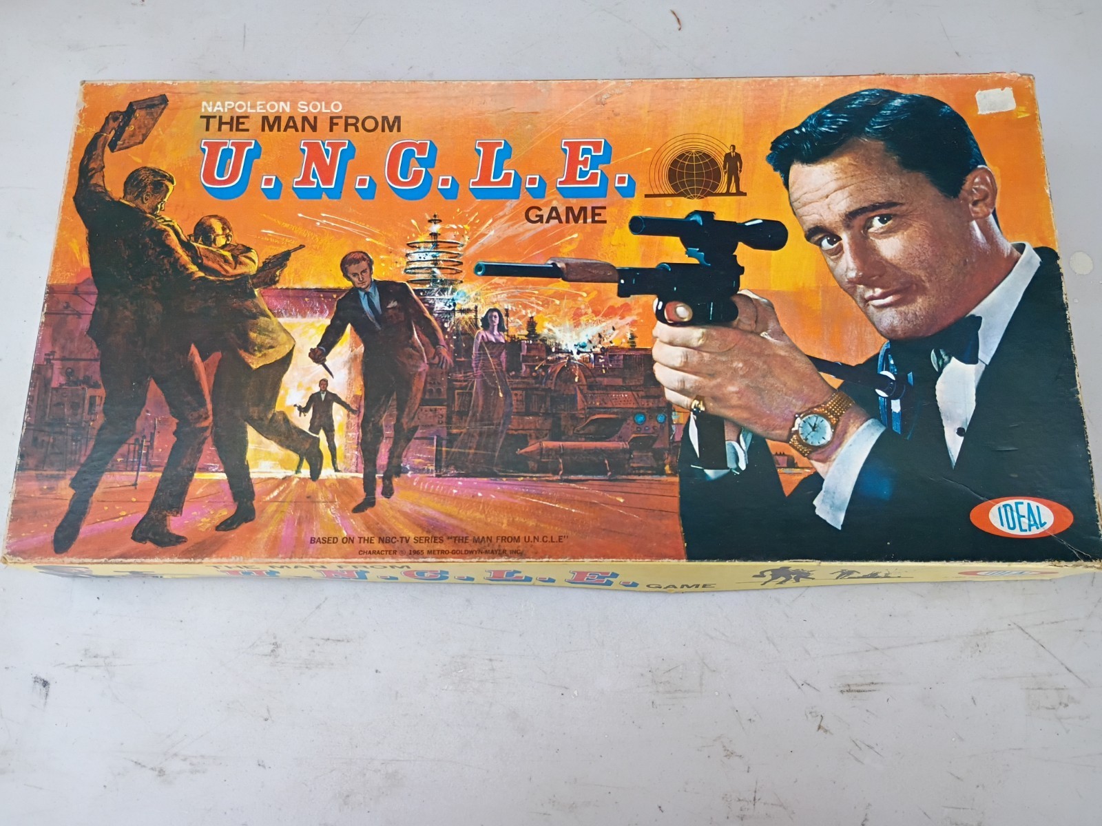 Vintage 1965 The Man From UNCLE Board Game Ideal Toys TV Spy Retro 100% COMPLETE Vintage 1965 The Man From UNCLE Board Game Ideal Toys TV Spy Retro 100% COMPLETE