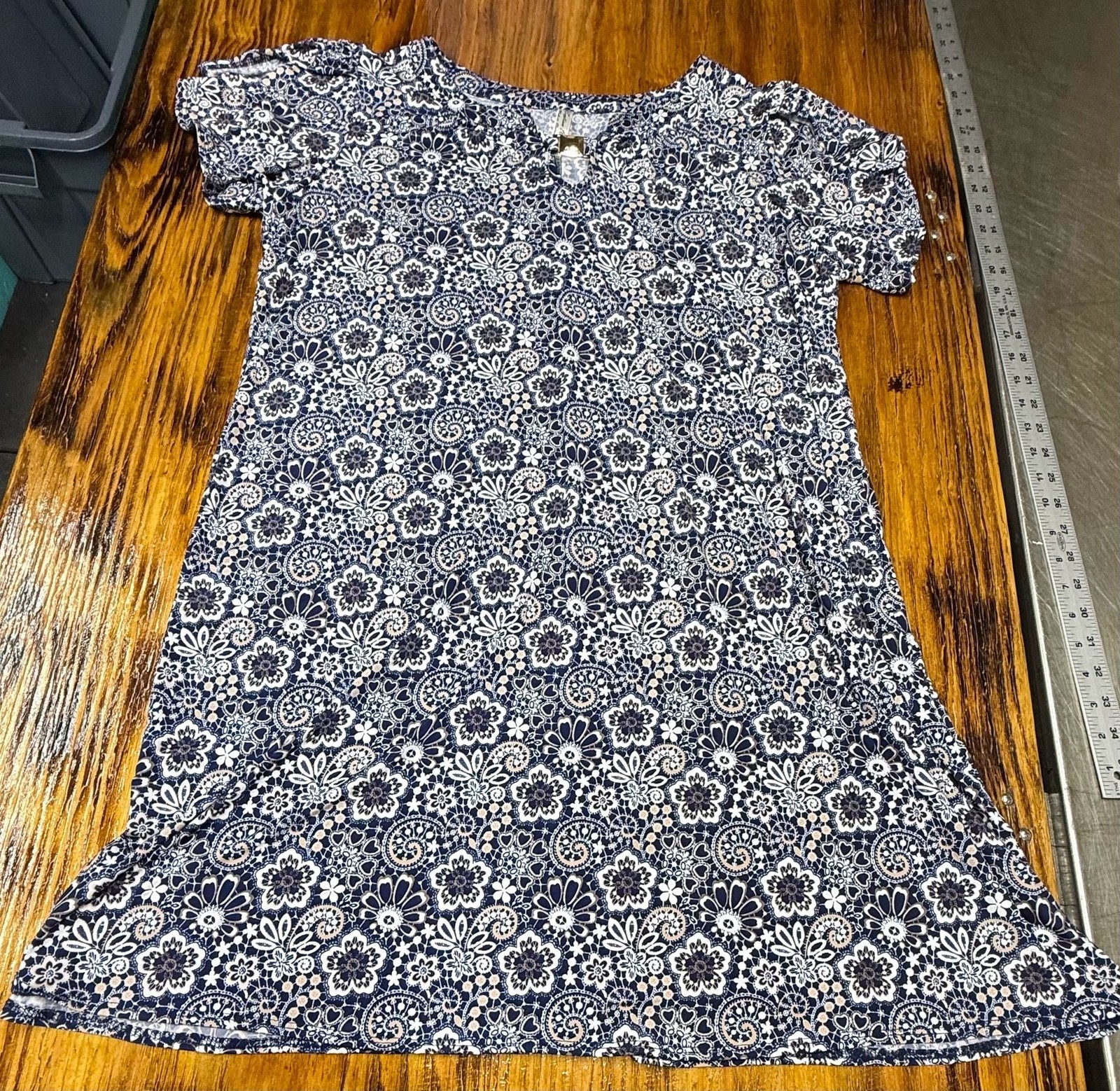 Per Seption Women Dress Size 2X Blue White Floral Medallion Keyhole