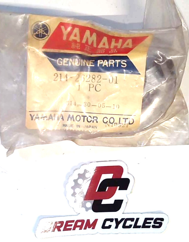 NOS Yamaha AT2 CT2 CT3 DT1 HT1 LT2 RT1 RT2 RT3 Lower Housing Cap 214-26282-01
