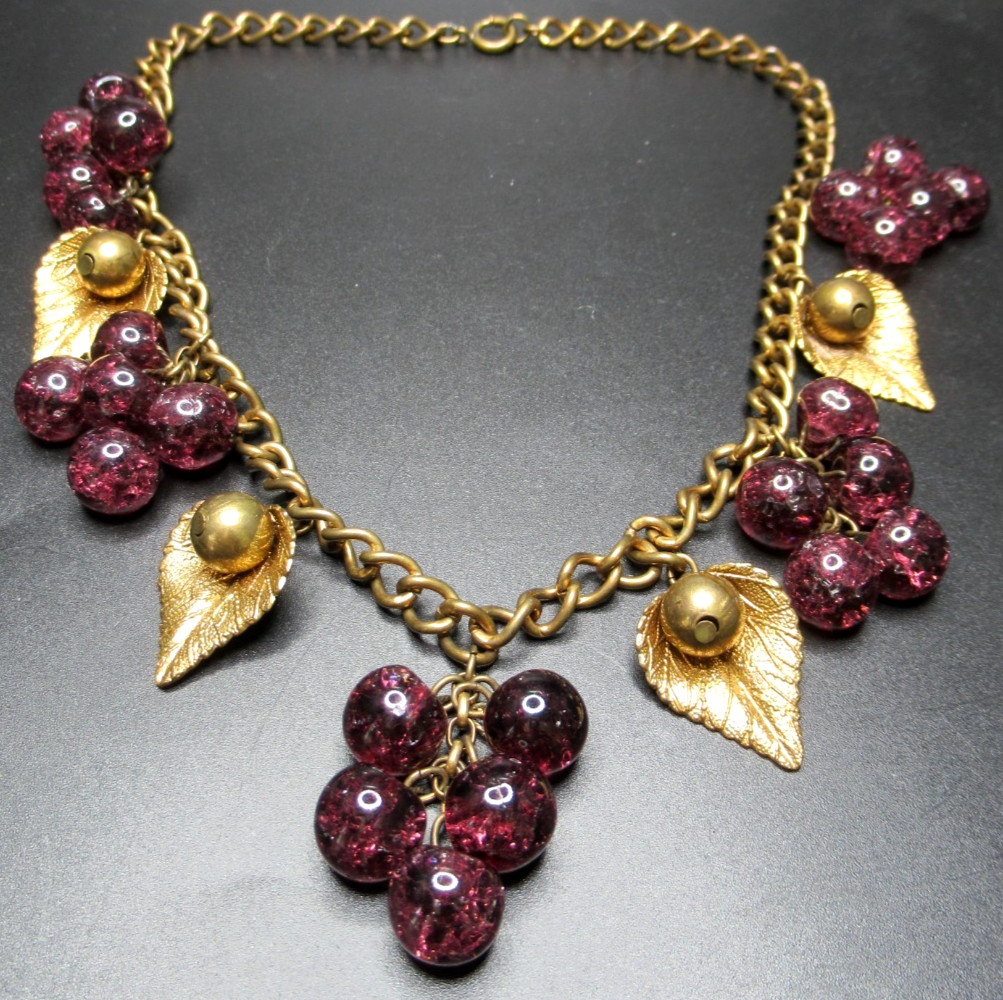 MIRIAM HASKELL Early Unsigned Purple Crackle Glass Brass Leaves Vintage Necklace