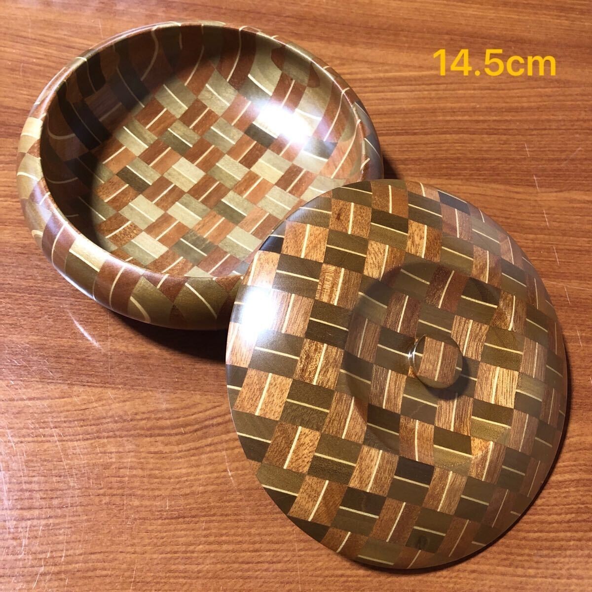 Hakone Yosegi Zaiku Wooden Lidded Bowl Candy Dish Nut Tray Japan Unused