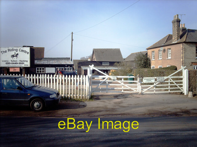 Photo 6x4 Riding Centre Barnet Galley Lane Farm provides horse riding tui c2006 Photo 6x4 Riding Centre Barnet Galley Lane Farm provides horse riding tui c2006