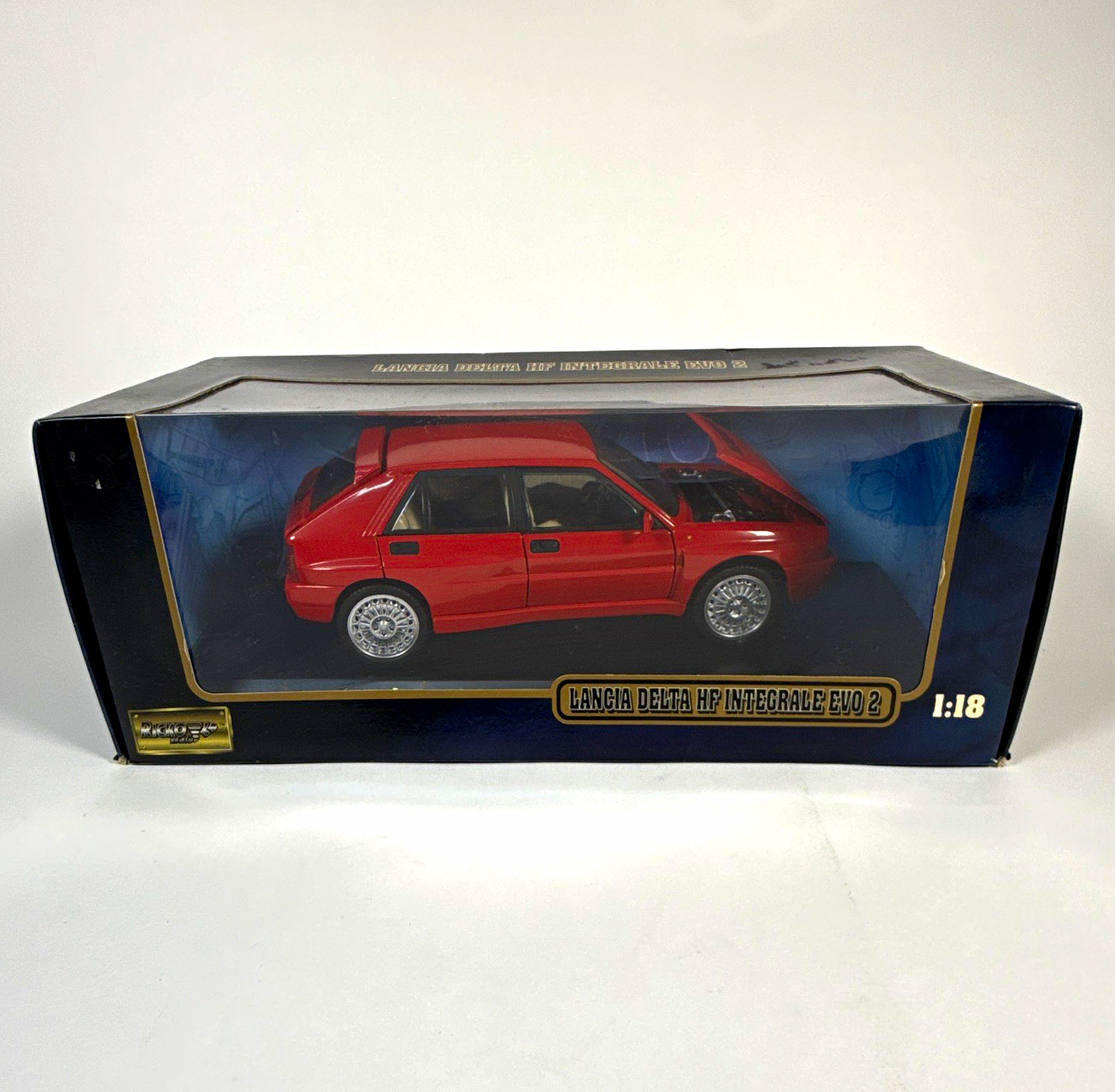 RICKO 1:18 Lancia Delta HF Integrale Evo 2 Red Diecast Car w/ Case New RICKO 1:18 Lancia Delta HF Integrale Evo 2 Red Diecast Car w/ Case New