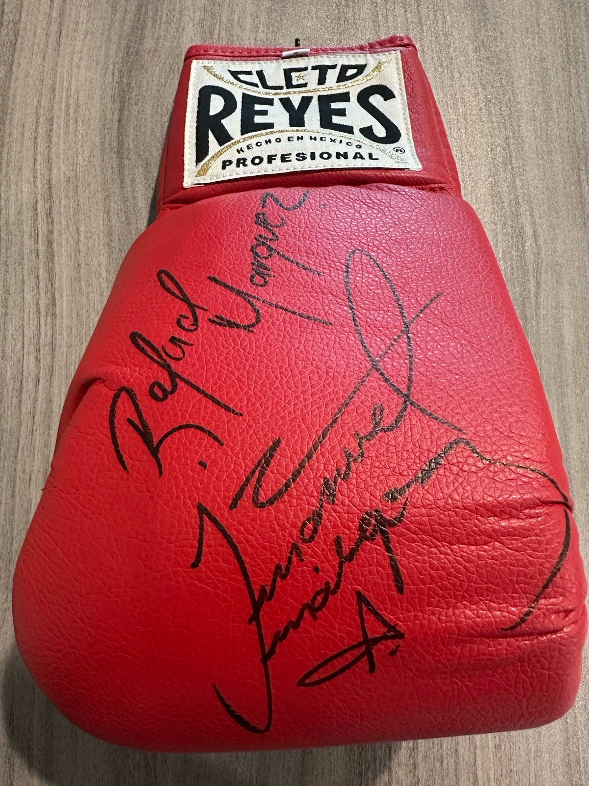Juan Manuel & Rafael Marquez Cleto Reyes Autograph Dual Signed Boxing Glove Red Juan Manuel & Rafael Marquez Cleto Reyes Autograph Dual Signed Boxing Glove Red