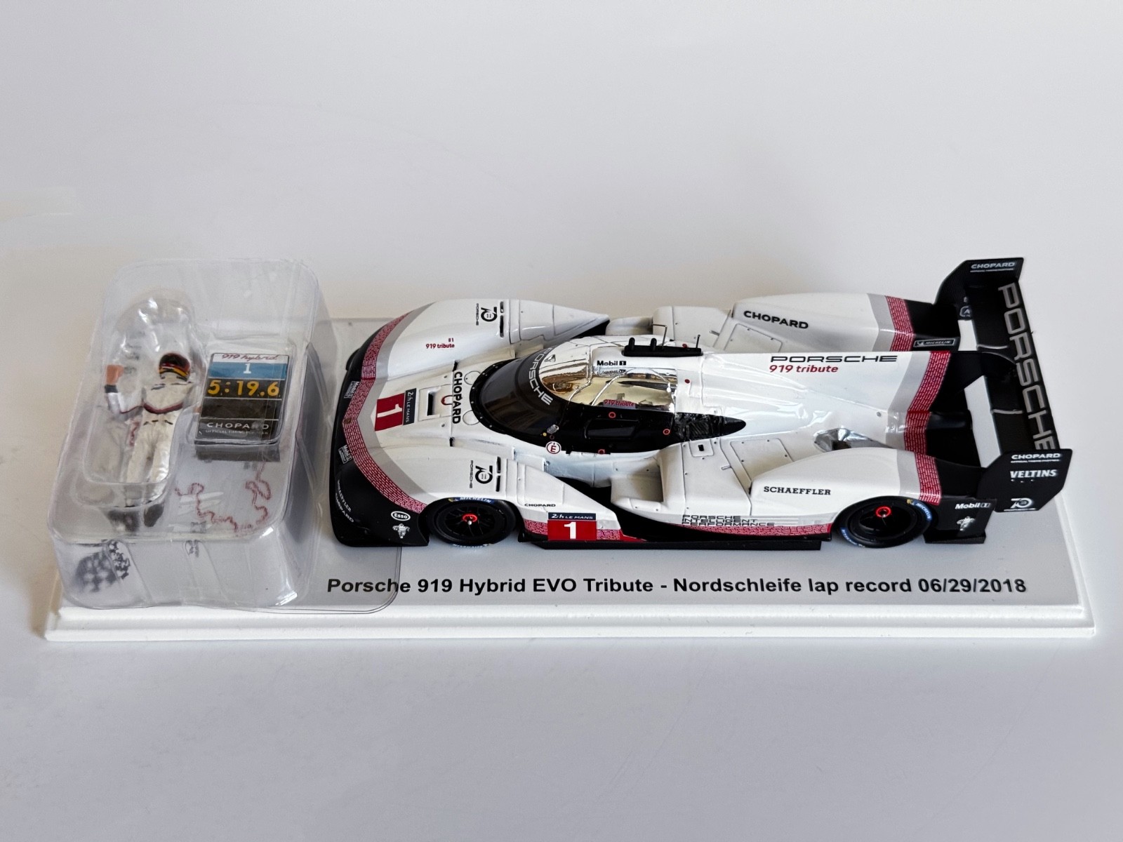 1/43 Porsche 919 Hybrid EVO Tribute Nordschleife record 6/29/2018 Spark Models