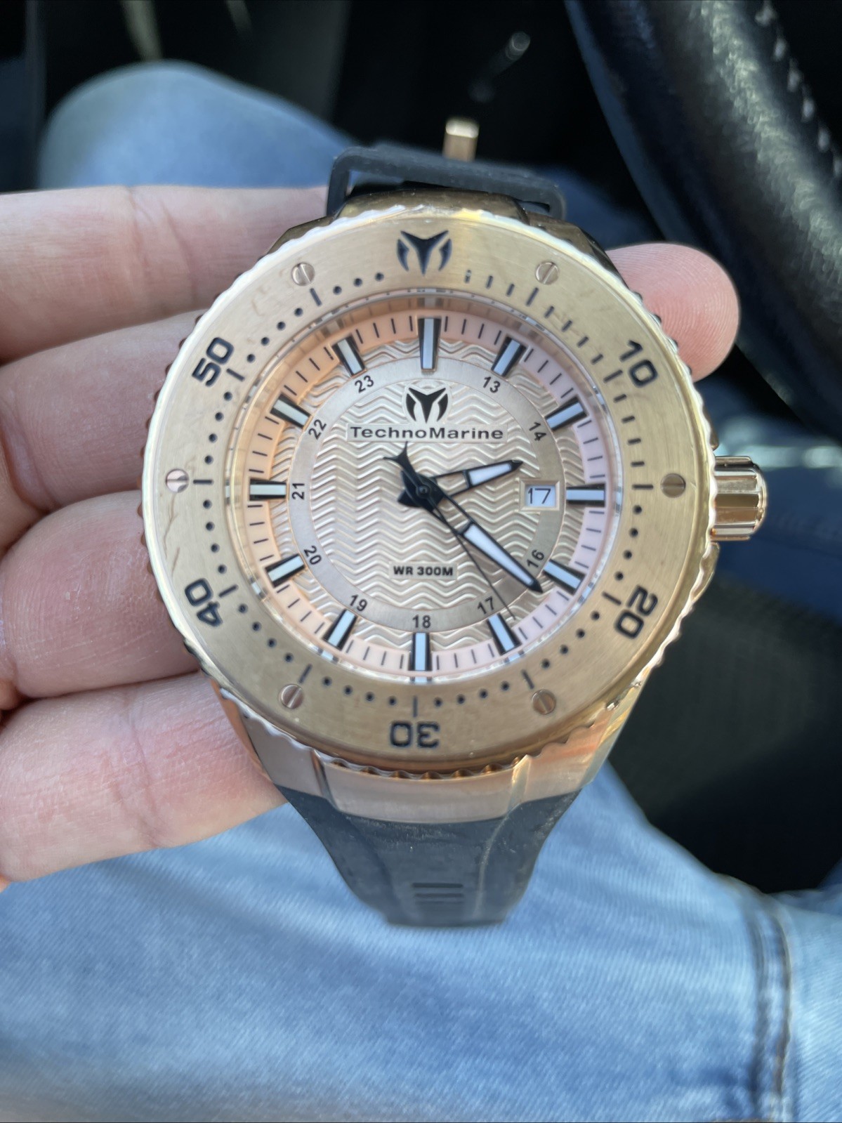 TechnoMarine Sea Manta 48mm Quartz Diver Watch Rose Gold Black TM-220060