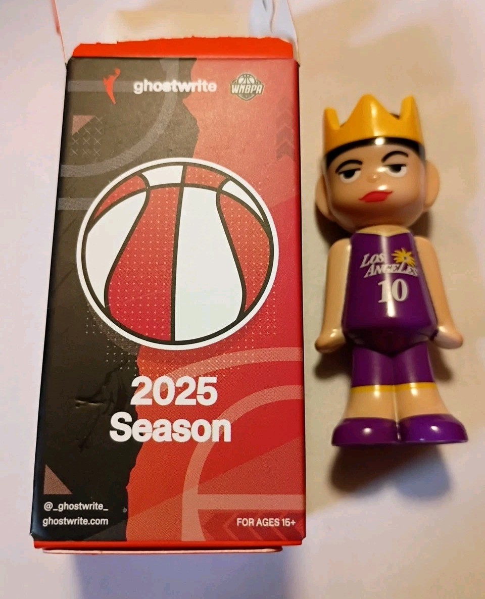 2025 Ghostwrite WNBA Kelsey Plum #/800 2025 Ghostwrite WNBA Kelsey Plum #/800
