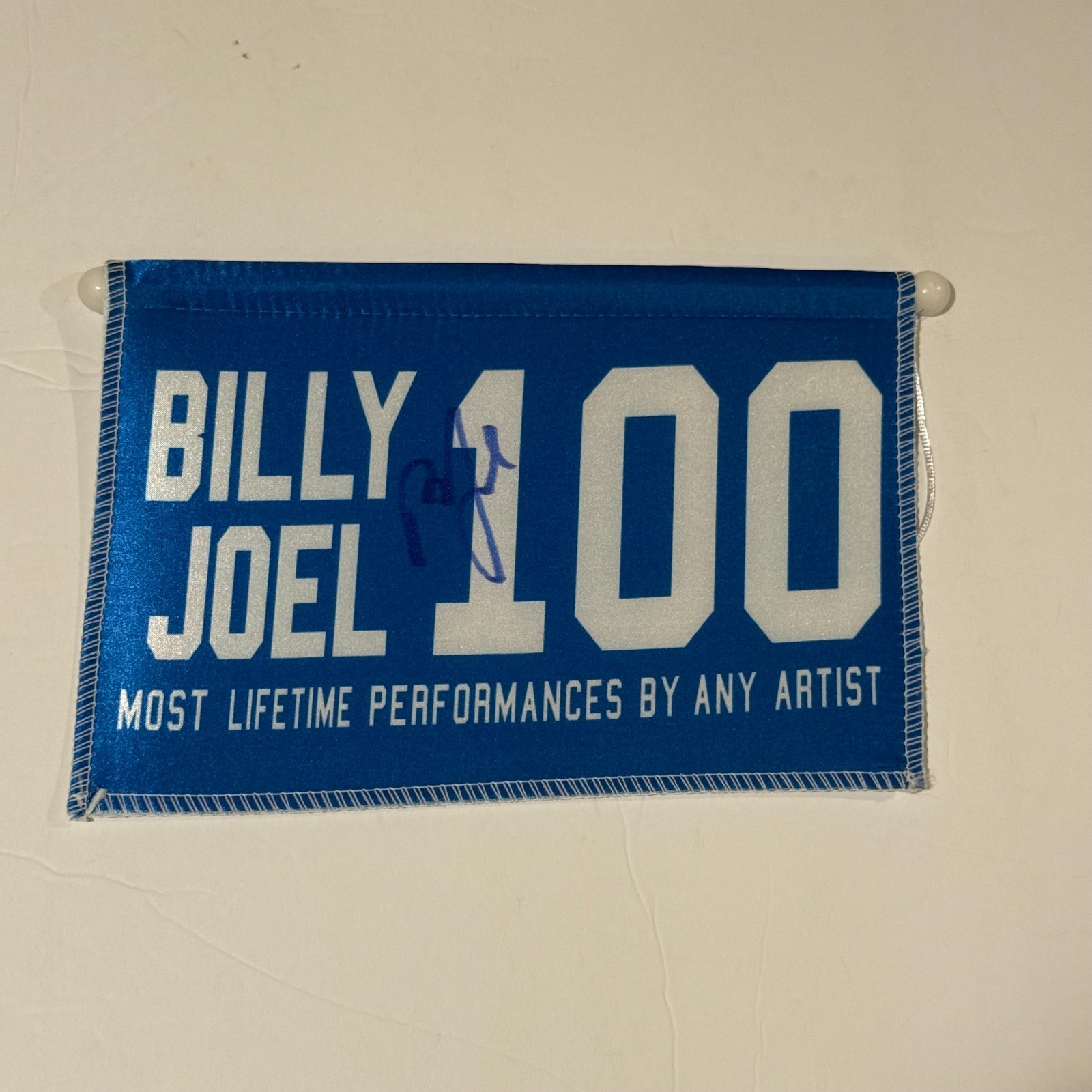 Billy Joel Signed Madison Square Garden Residency 100th Show Mini Flag Banner Billy Joel Signed Madison Square Garden Residency 100th Show Mini Flag Banner