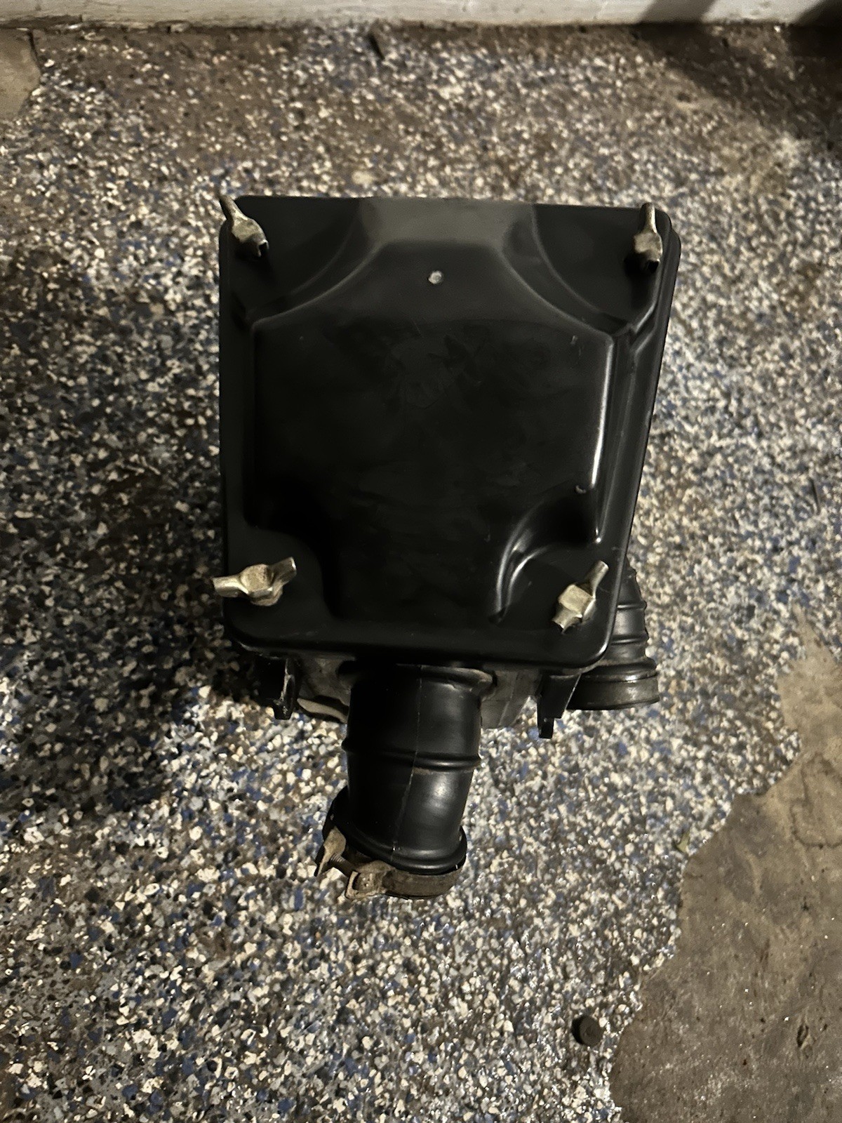 👀 Honda Atc200es ATC 200m 200e COMPLETE  Airbox Air Cleaner Top Oem Wingnut 84