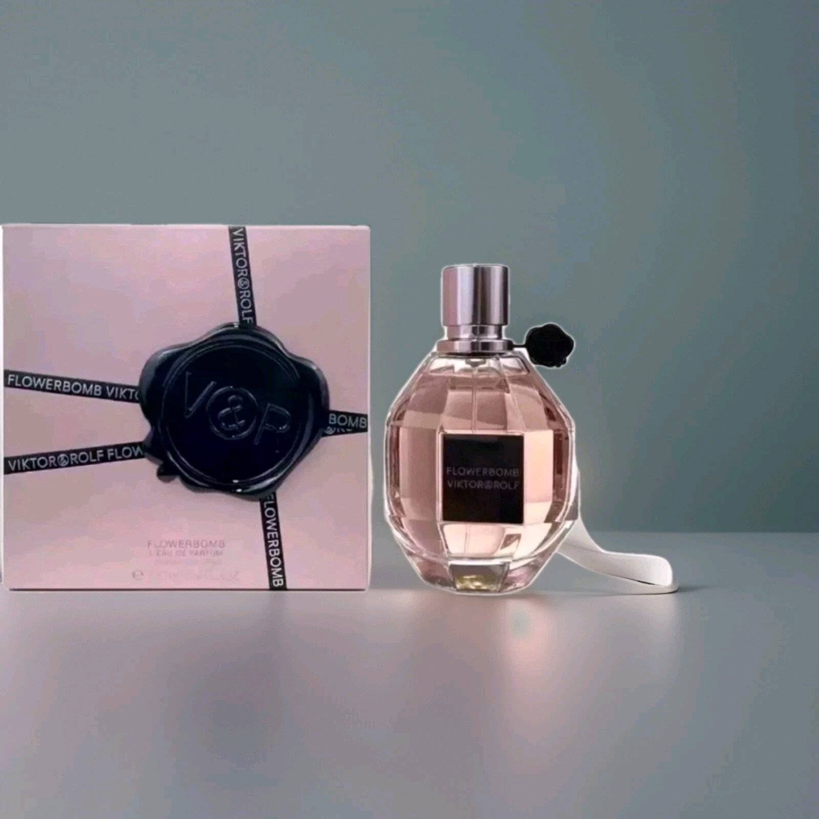 Flowerbomb Viktor & Rolf 3.4 oz 100 ml Perfume Spray EDP Brand New Sealed Flowerbomb Viktor & Rolf 3.4 oz 100 ml Perfume Spray EDP Brand New Sealed