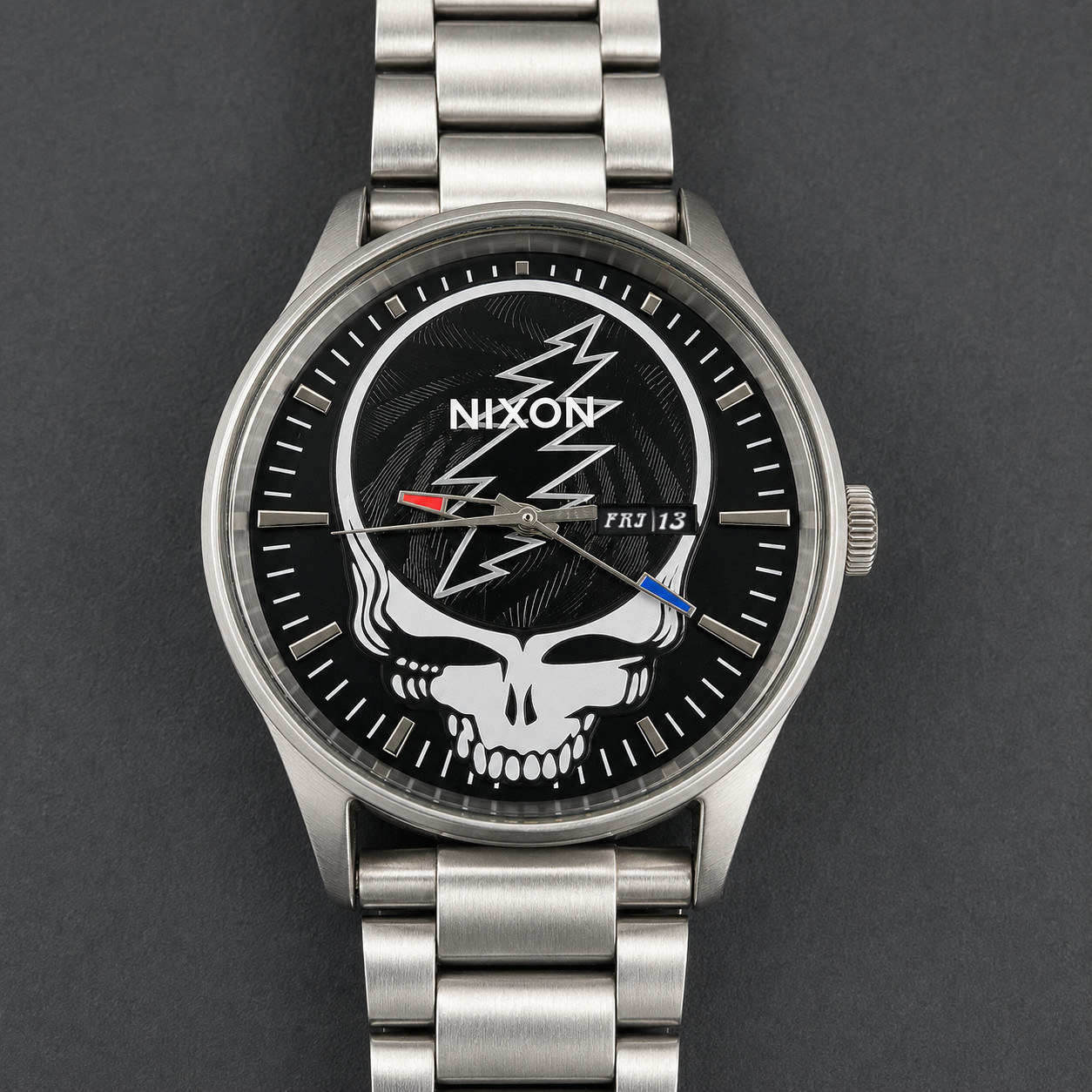 Nixon x Grateful Dead Sentry Watch A1339-180-00 Stainless Steel Skull RARE WORKS