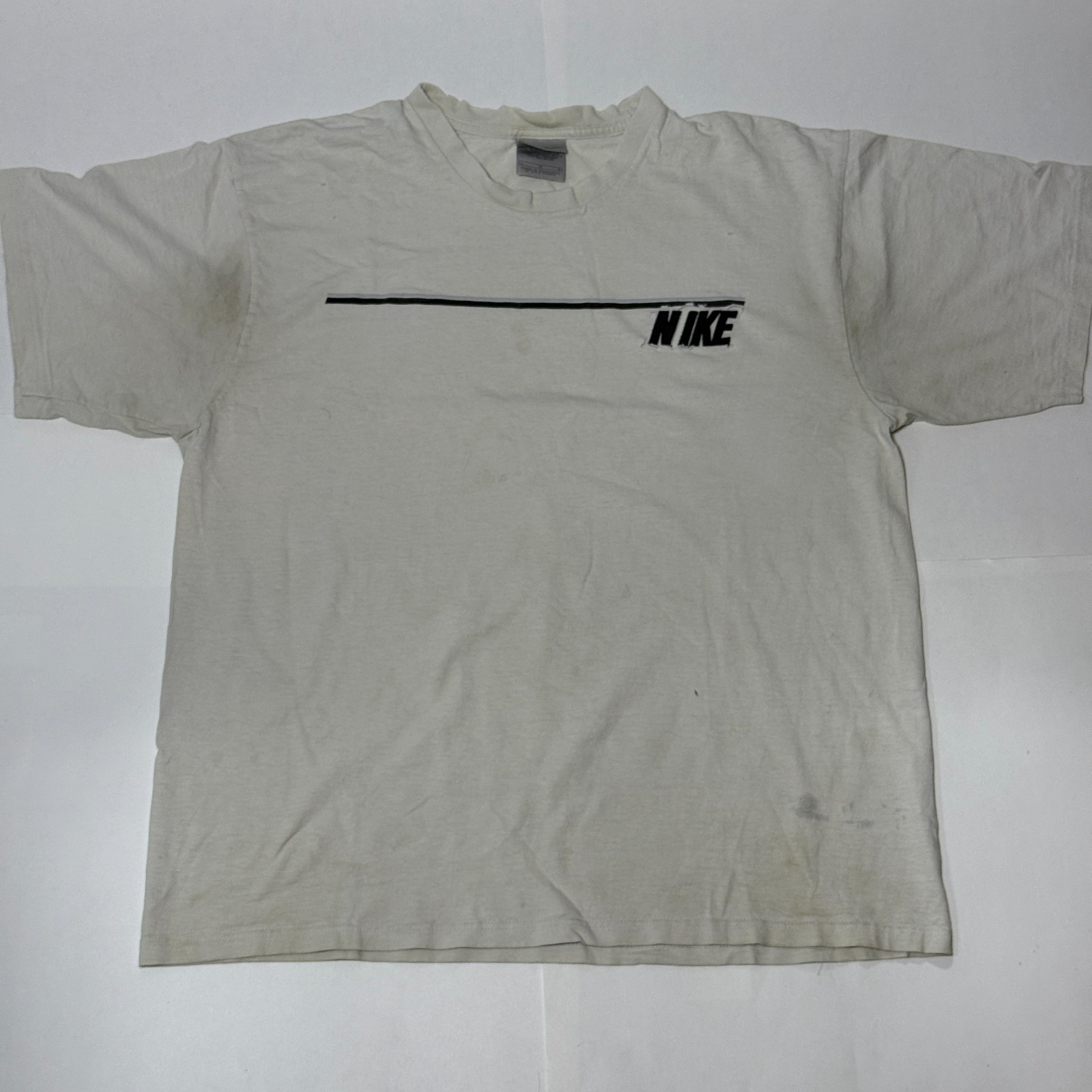 Vintage Y2K Beige Nike Men\'s Striped Tee Short Sleeve