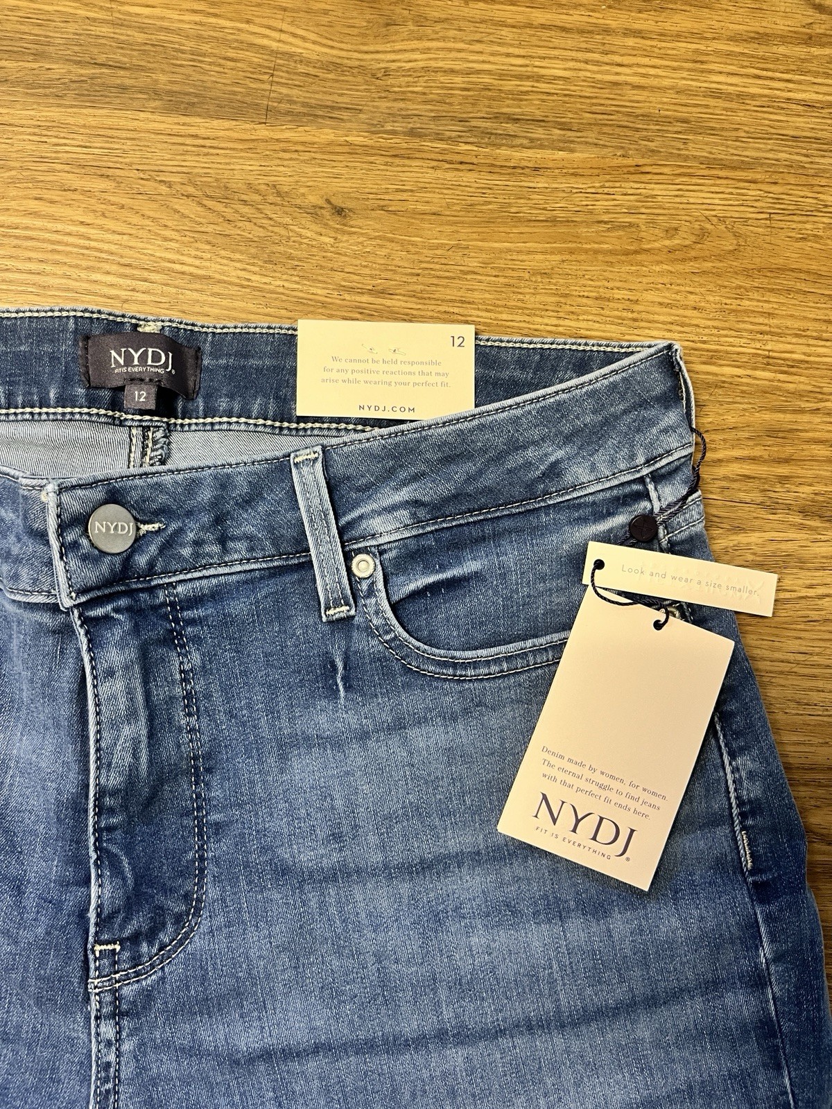 NWT NYDJ Marilyn Straight Leg Jeans Women\'s Size 12 Medium Wash Lift Tuck