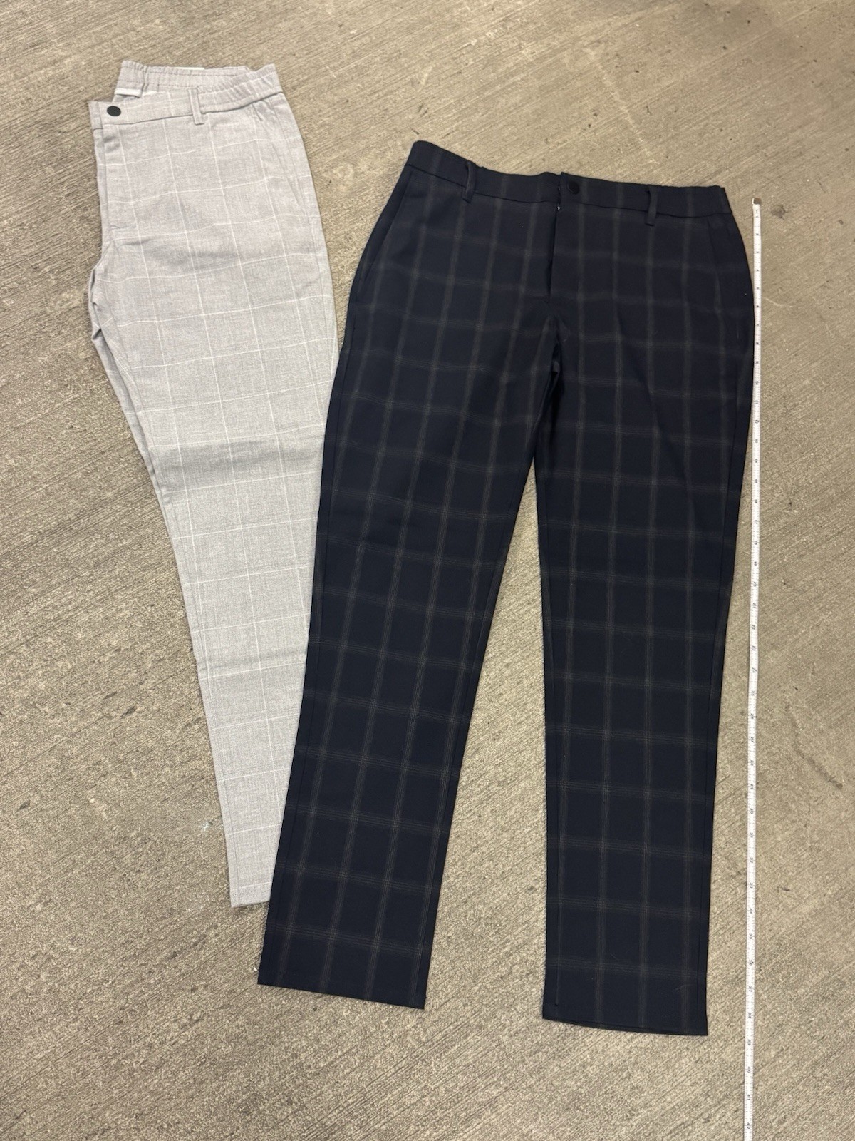 2x New ZARA Men’s Fitted Stretch Blue and Gray Plaid Pants size M 2x New ZARA Men’s Fitted Stretch Blue and Gray Plaid Pants size M