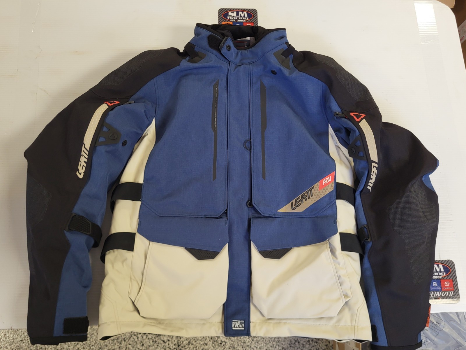 Open Box Leatt Jacket ADV DriTour 5.5 Long Size Large #5026002052 Open Box Leatt Jacket ADV DriTour 5.5 Long Size Large #5026002052