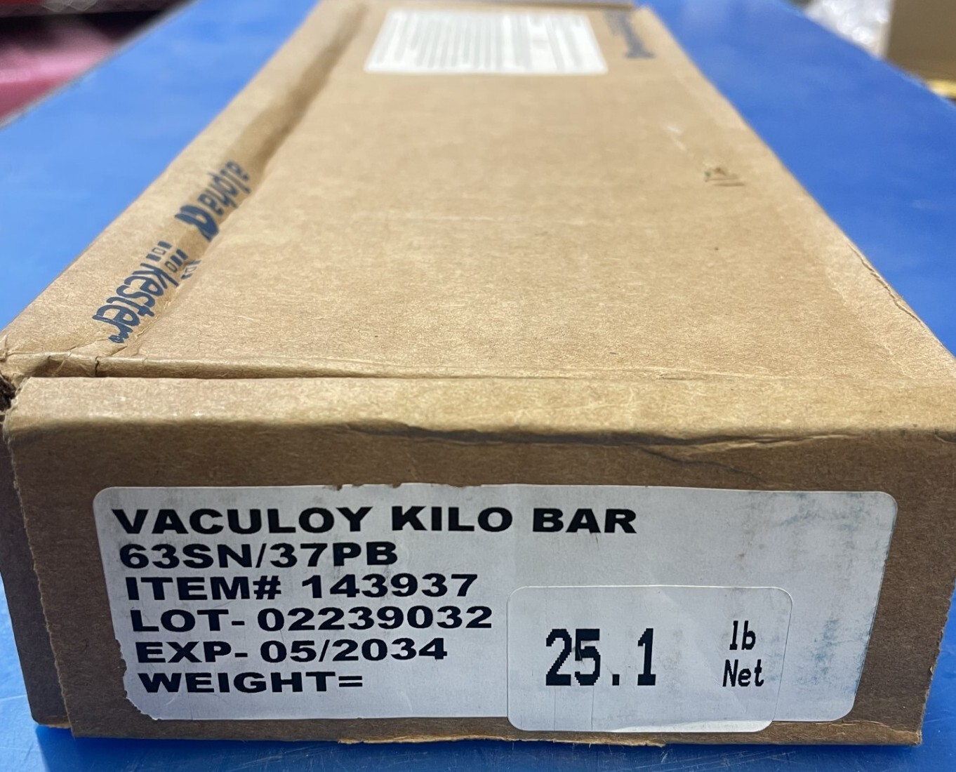 Alpha Sn63/Pb37 Tin/Lead Vaculoy Wave Solder Bar, Kilo Bar, 25 Lb. Box (143937)