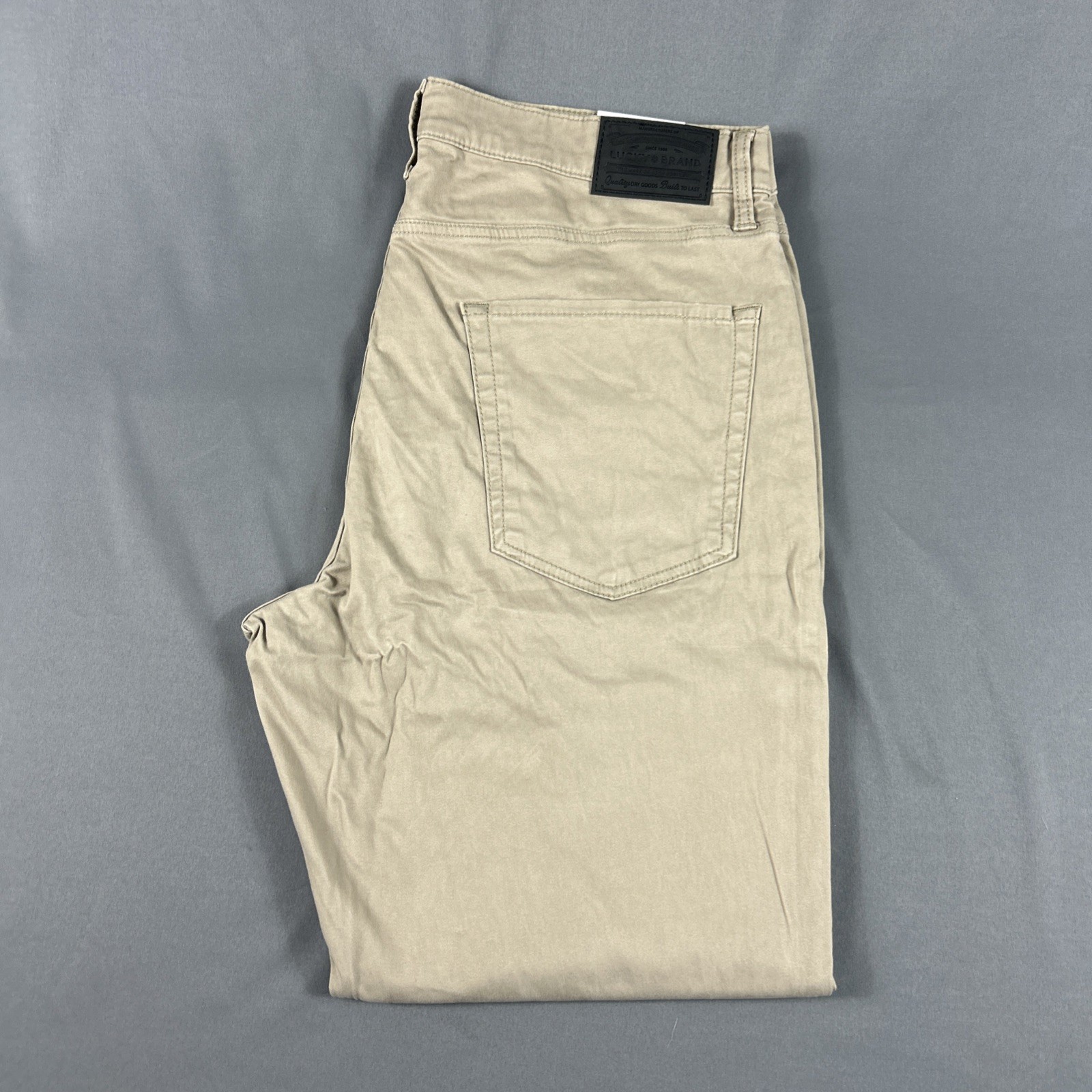 Lucky Brand Pants 410 Athletic Straight 36 x 30 Sandstone Khaki Cotton MSRP $99