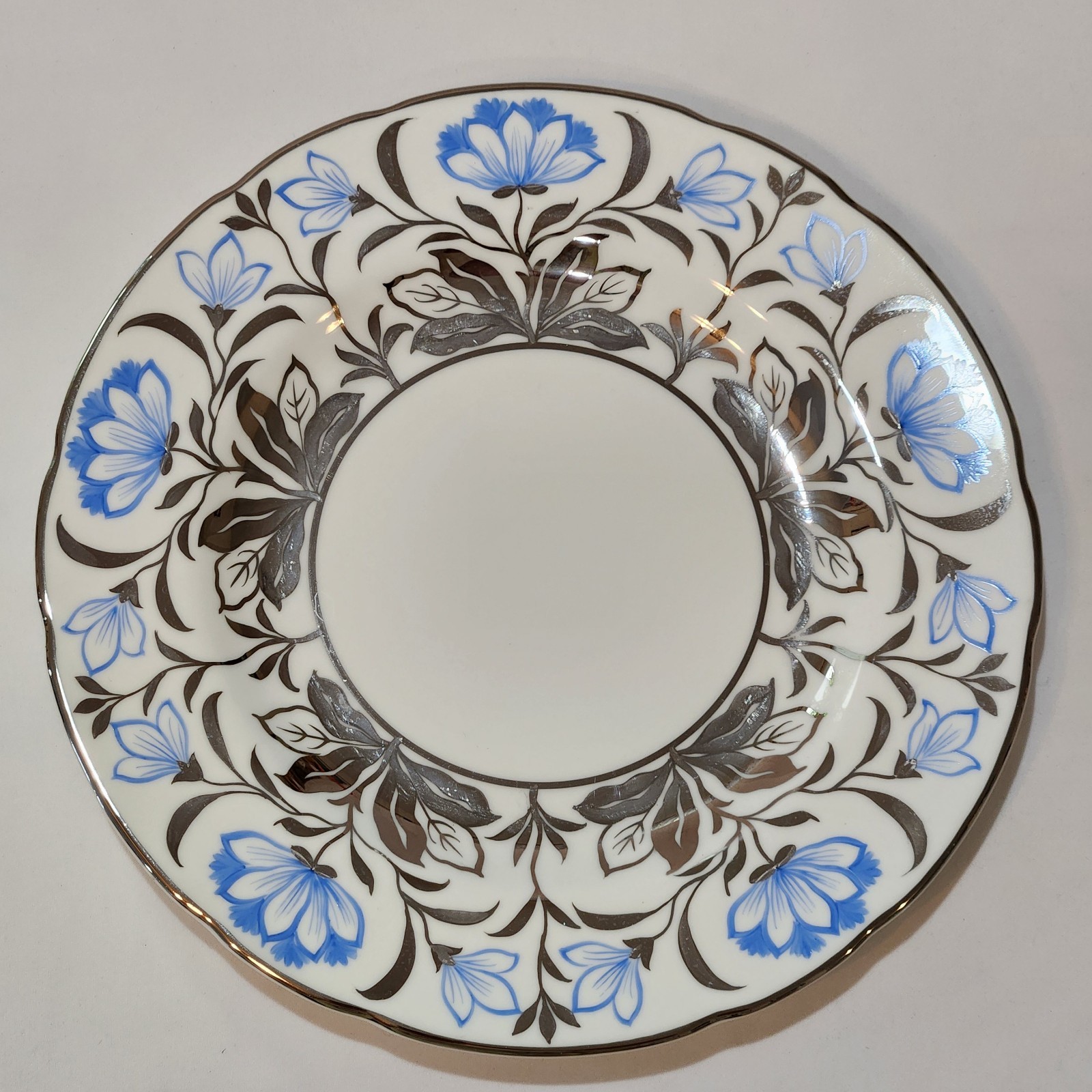 Set of 4 Wedgwood Blue Papyrus Floral Salad Plates Silver Rim England 8.25\