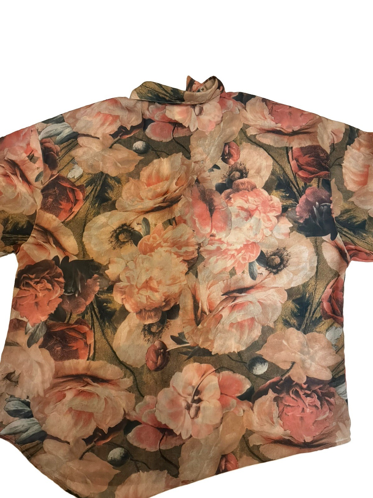 Vintage Silk FORENZA Medium Button Up Blouse with Floral Pattern Vintage Silk FORENZA Medium Button Up Blouse with Floral Pattern