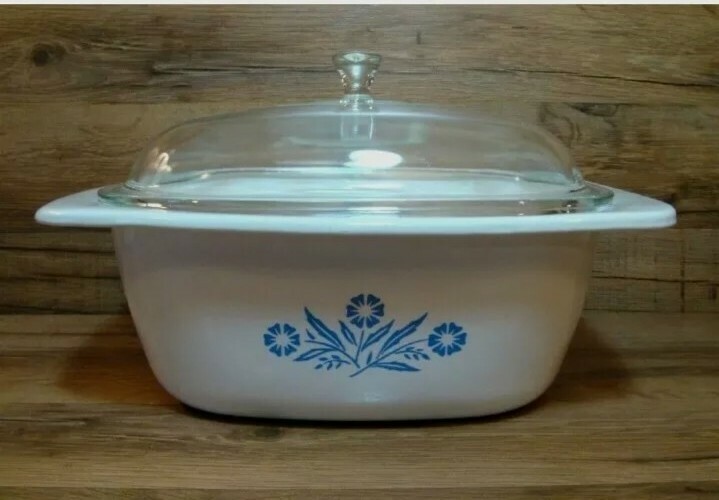 Corning Ware P-34-B 4 Qt Blue Cornflower Dutch Oven w Lid EXC NICE