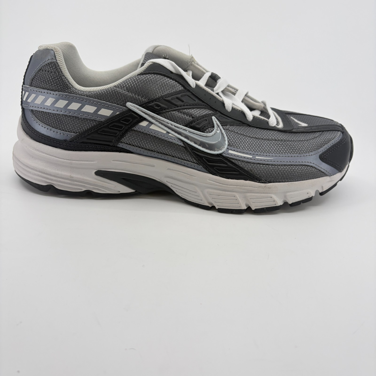 Nike Initiator Mens Size 11 Gray Black Athletic Running Walking Shoes Sneakers Nike Initiator Mens Size 11 Gray Black Athletic Running Walking Shoes Sneakers