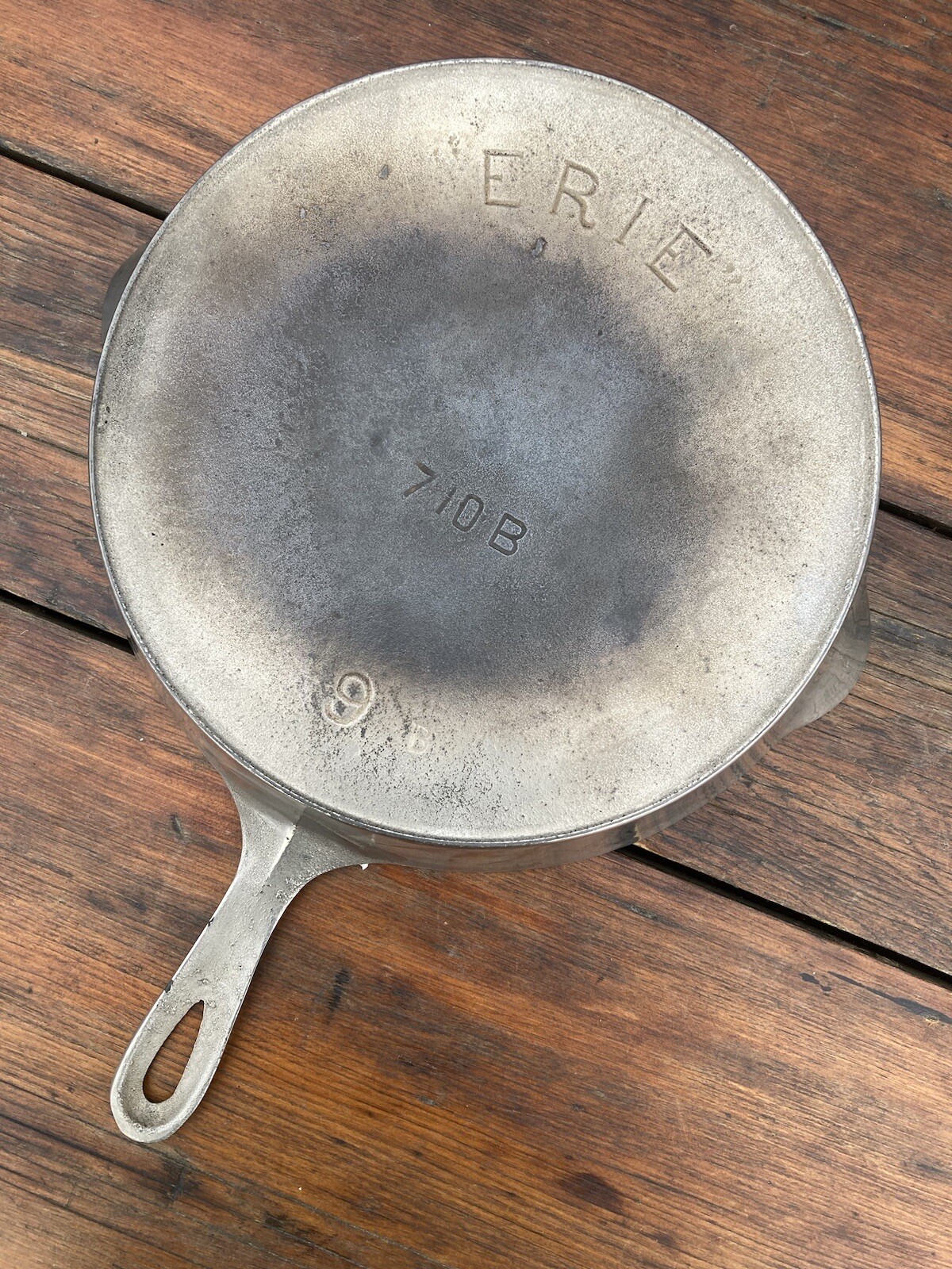 Pre Griswold Erie #9 Cast Iron Skillet in HTF Nickel Finish Pre Griswold Erie #9 Cast Iron Skillet in HTF Nickel Finish