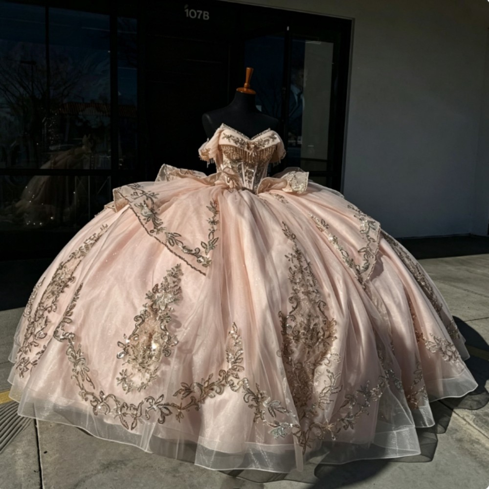 Princess Pink Champagne Quinceanera Dresses Lace Applique Sweet 15 16 Ball Gowns Princess Pink Champagne Quinceanera Dresses Lace Applique Sweet 15 16 Ball Gowns