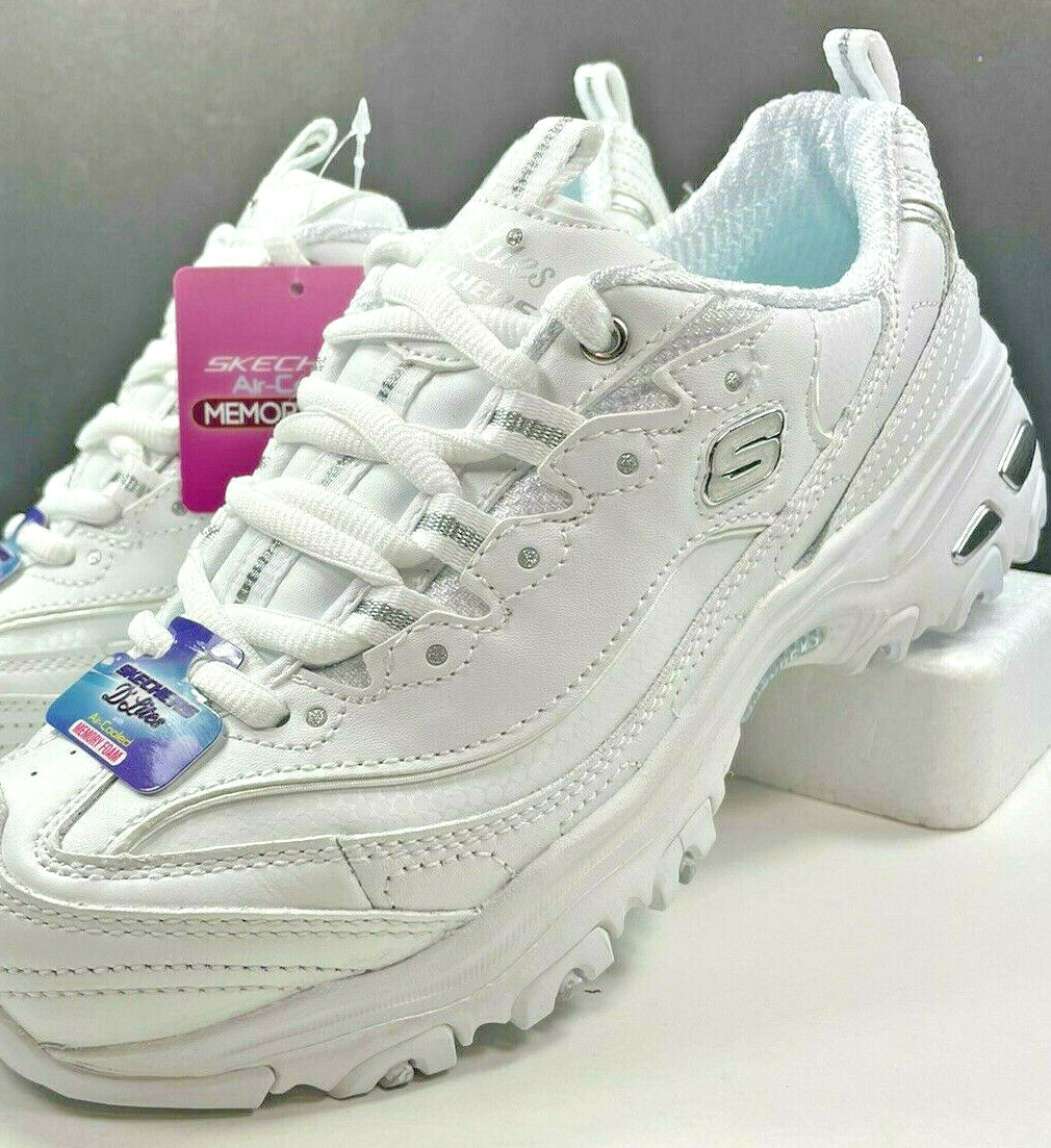 Skechers / D\'Lites / FRESH START / WHITE SILVER /Air Cooled Memory Foam Reg $80 Skechers / D\'Lites / FRESH START / WHITE SILVER /Air Cooled Memory Foam Reg $80