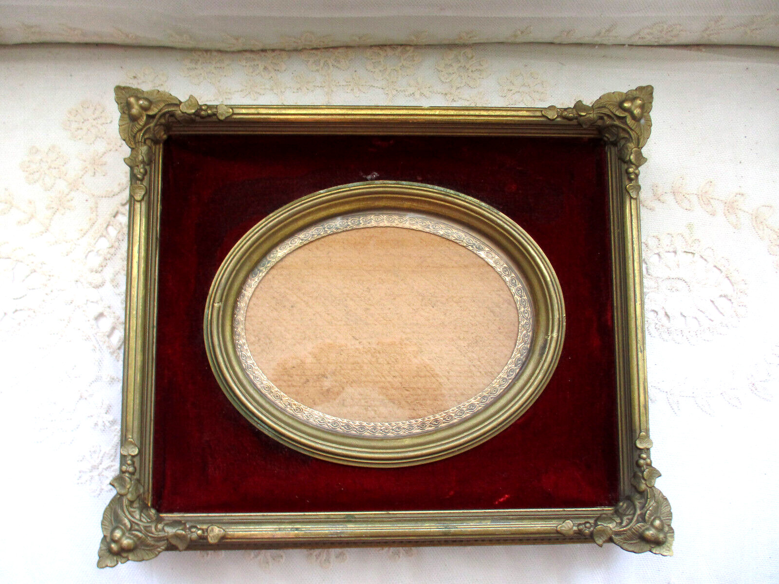 Antique French Louis XVI Ornate Gold Wood Frame w/ Copper Interior Insert Edge Antique French Louis XVI Ornate Gold Wood Frame w/ Copper Interior Insert Edge