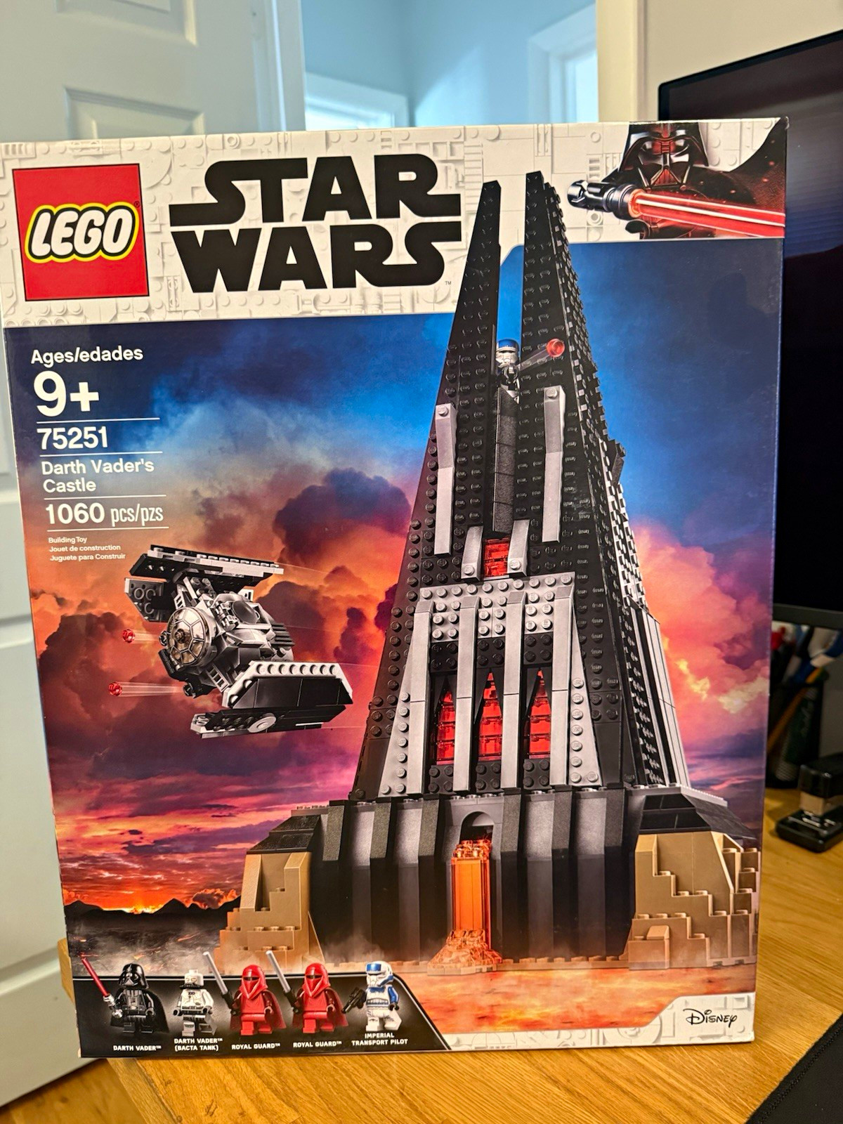 LEGO Star Wars Darth Vader\'s Castle 75251 1060pcs BNIB Complete Set LEGO Star Wars Darth Vader\'s Castle 75251 1060pcs BNIB Complete Set