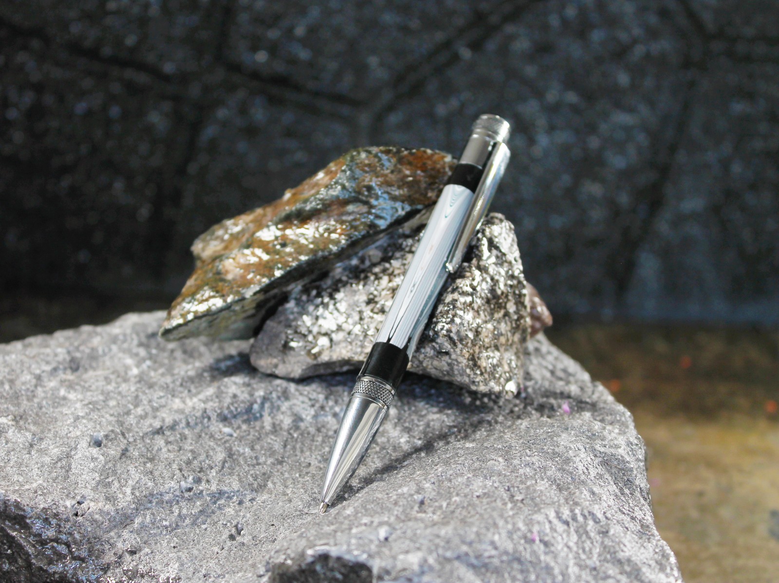 Maserati Fordite and Resin Pen - Chrome/Black     (P-035)    