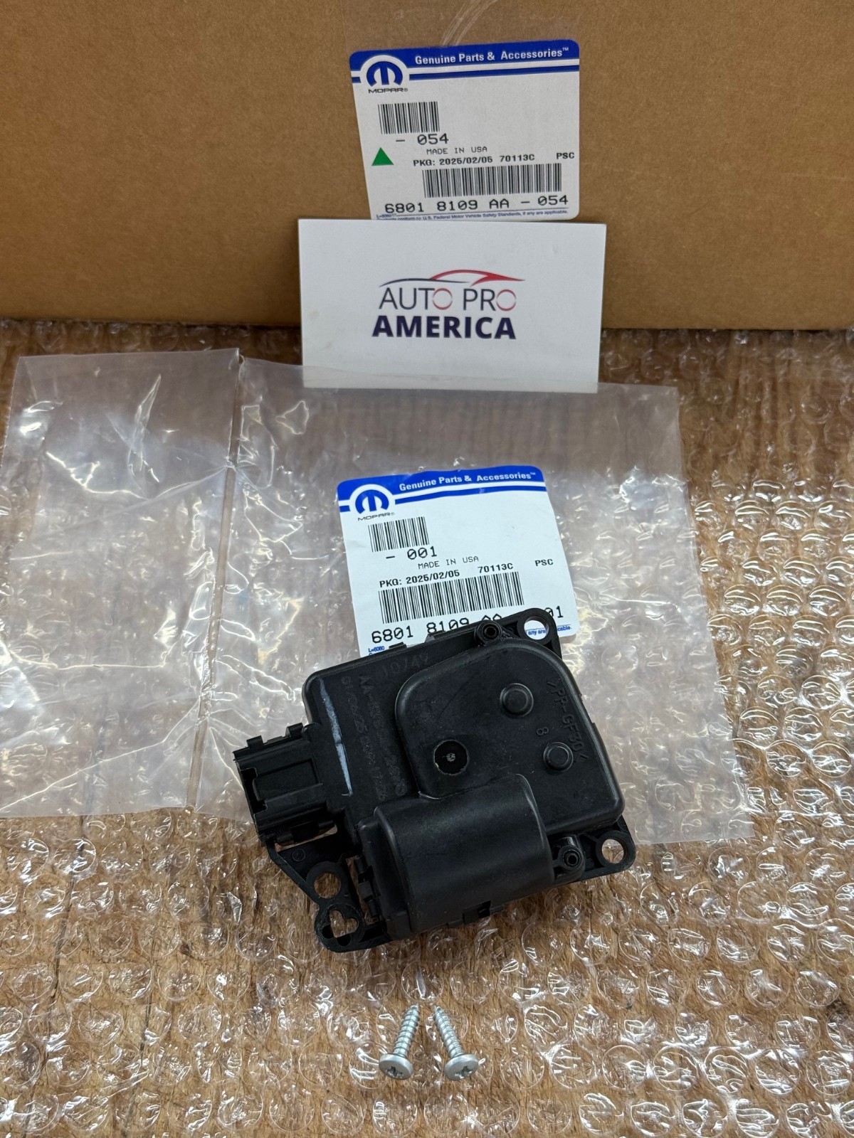 A/C Heater Blend Door Actuator fits Chrysler Dodge Ram Jeep 68018109AA OEM MOPAR