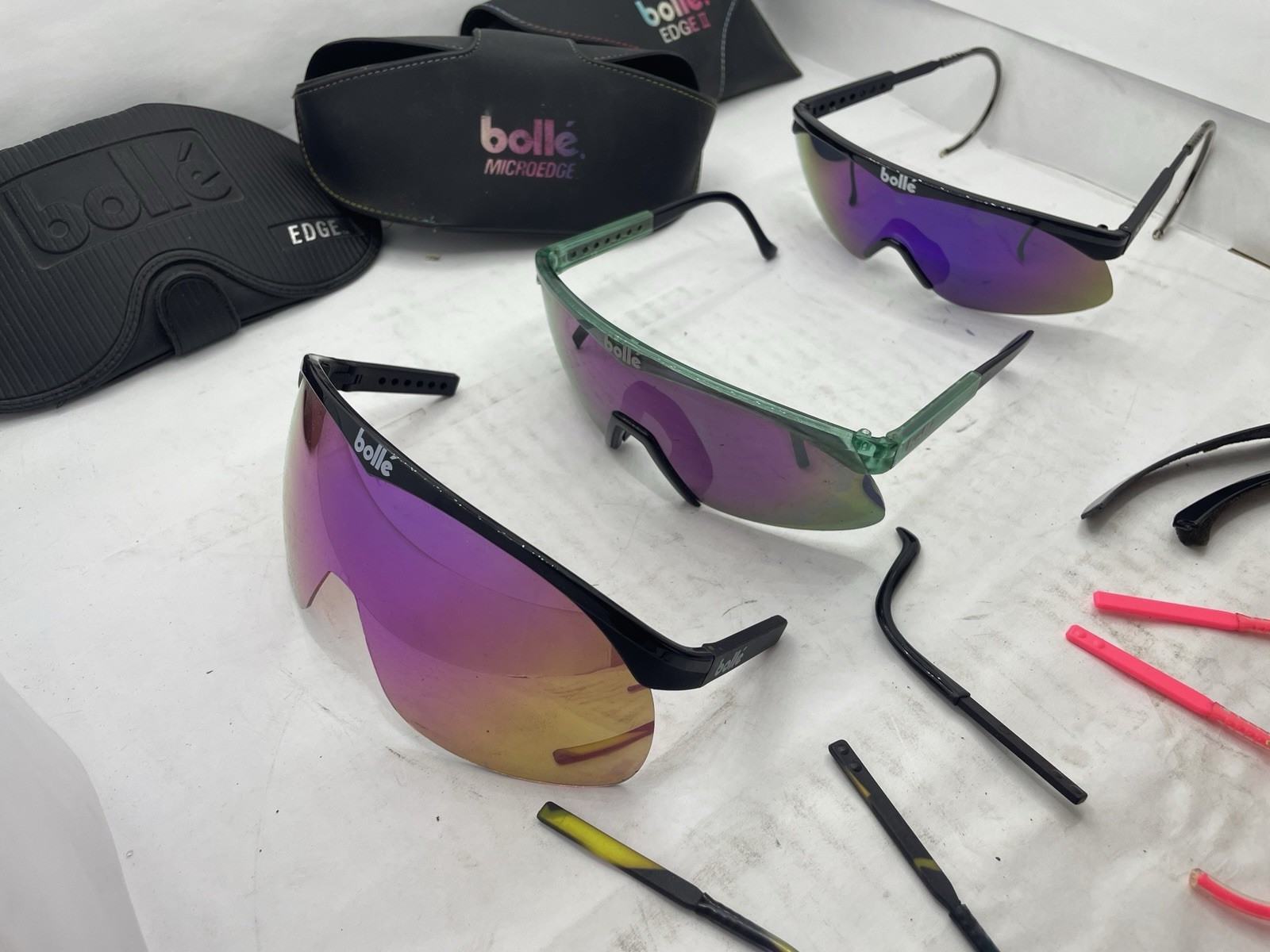 Bundle Bolle Edge Colorful Frame Sunglasses w/ Cases