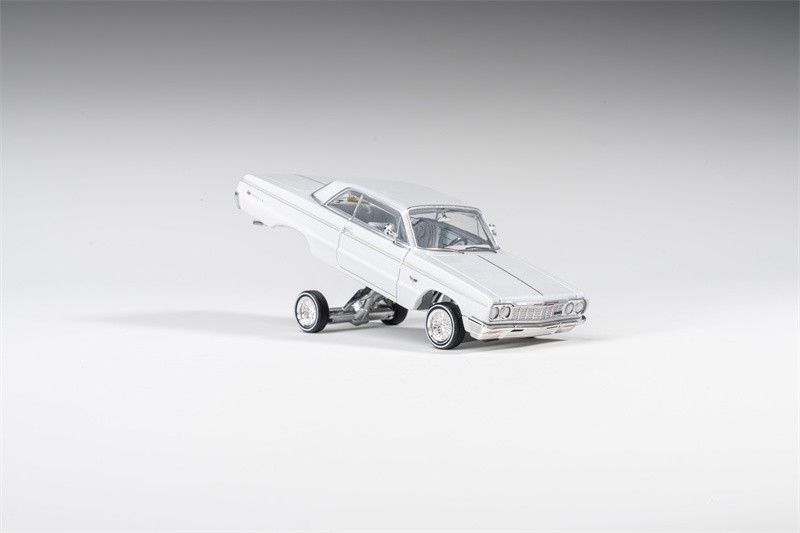 97M 1:64 Corona Chevy Impala SS 1964 LowRider Hydraulic Diecast Model Car New