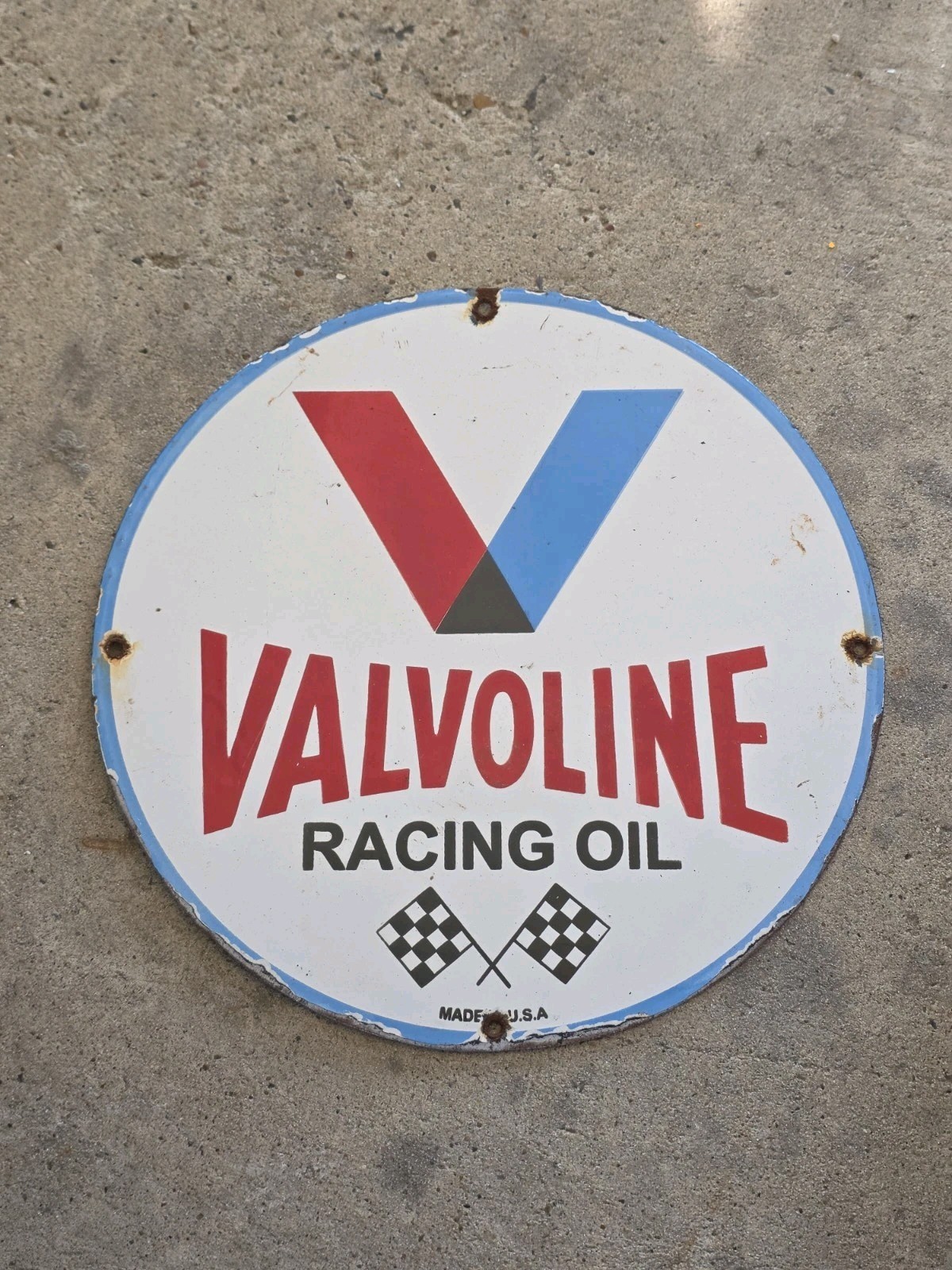 OLD VINTAGE 1950'S VALVOLINE RACING OIL PORCELAIN GAS PUMP 12 OLD VINTAGE 1950'S VALVOLINE RACING OIL PORCELAIN GAS PUMP 12