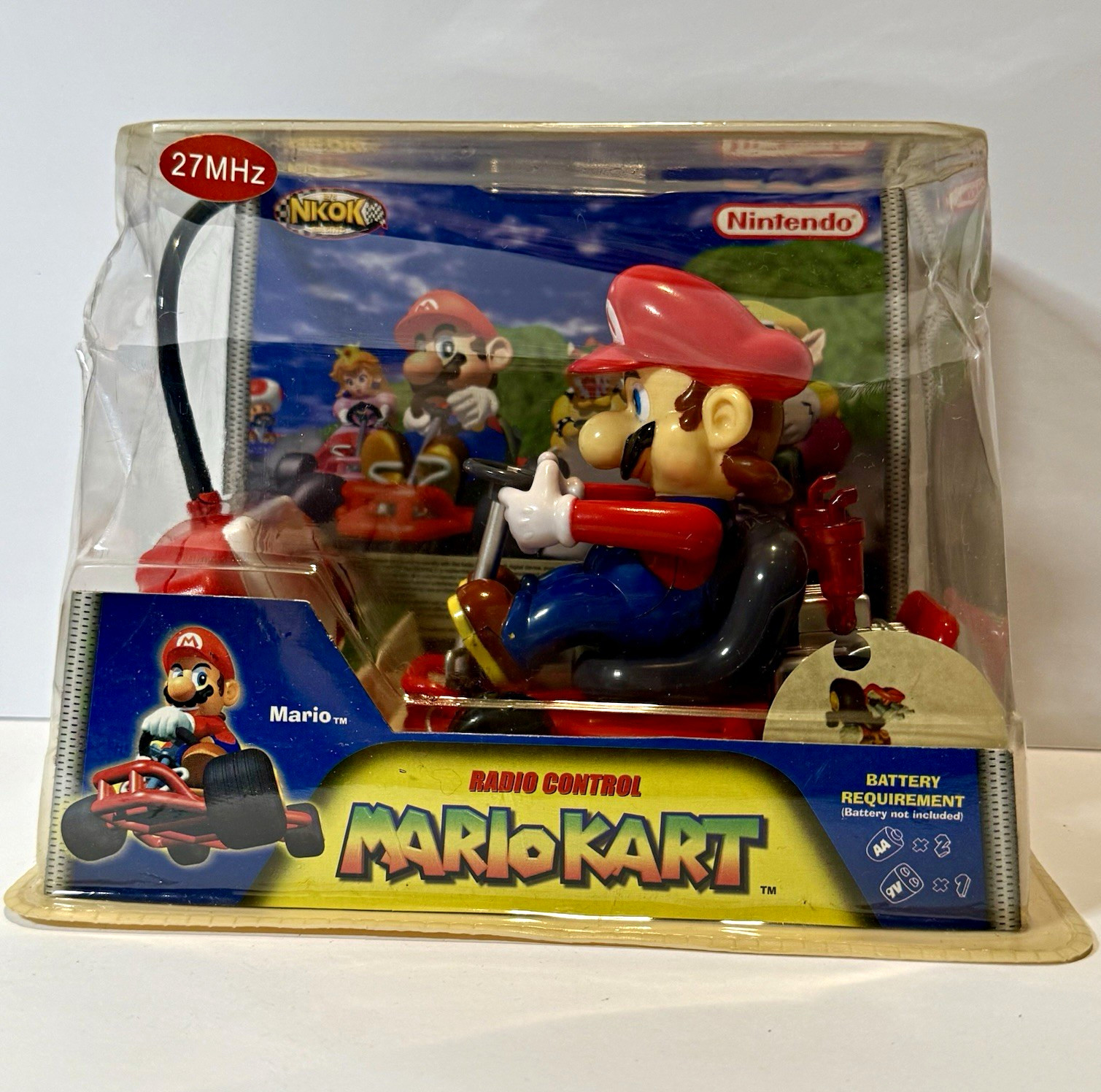 VTG  2004 NKOK Nintendo Mario Kart RC Car 27MHz Red/Blue/Black MPN 63201 NIP