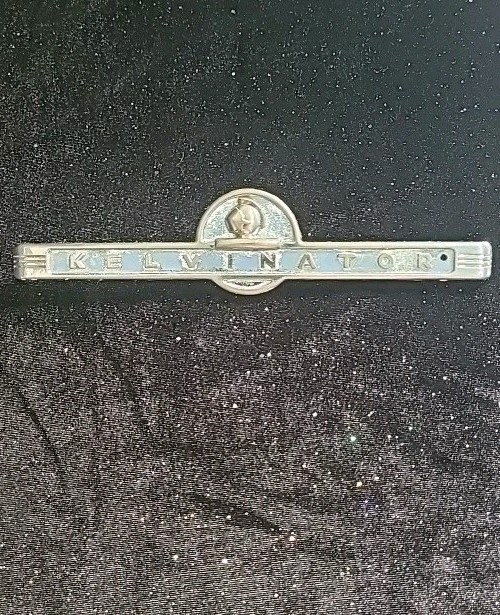 Antique Kelvinator Commercial Fridge Freezer Badge Emblem w/ Knight Logo