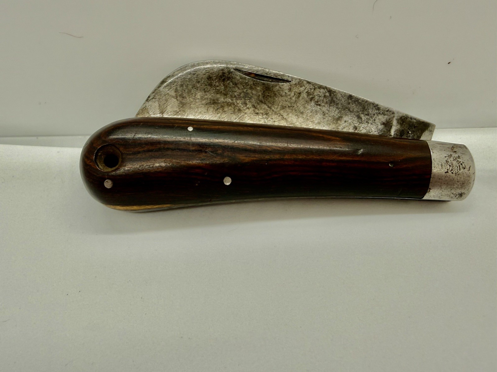 ANTIQUE J. RUSSELL & CO. GREEN RIVER WORKS FOLDING PRUNING KNIFE